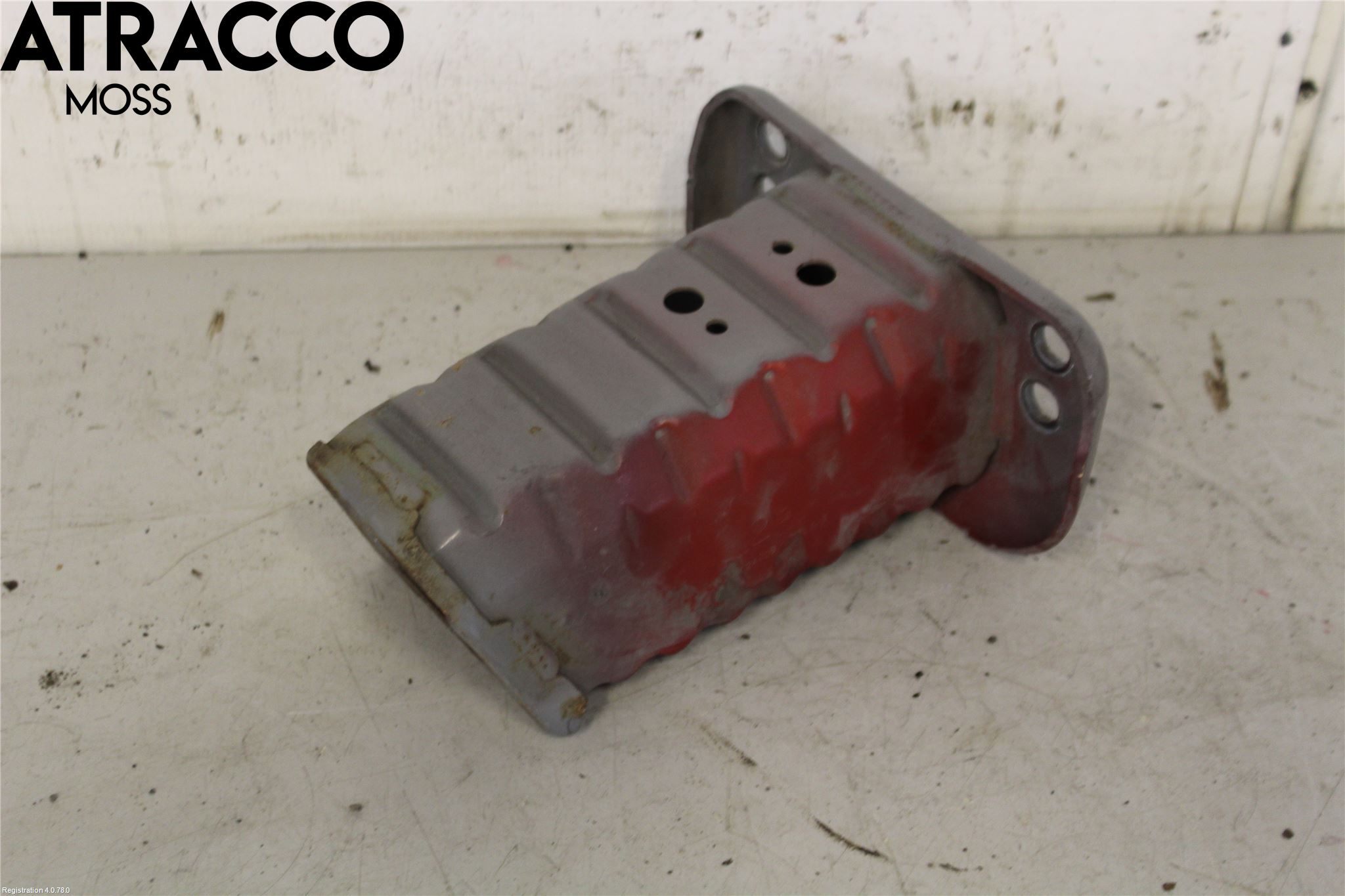 Toyota YARIS XP130 12-14 Støtfanger Foran Feste