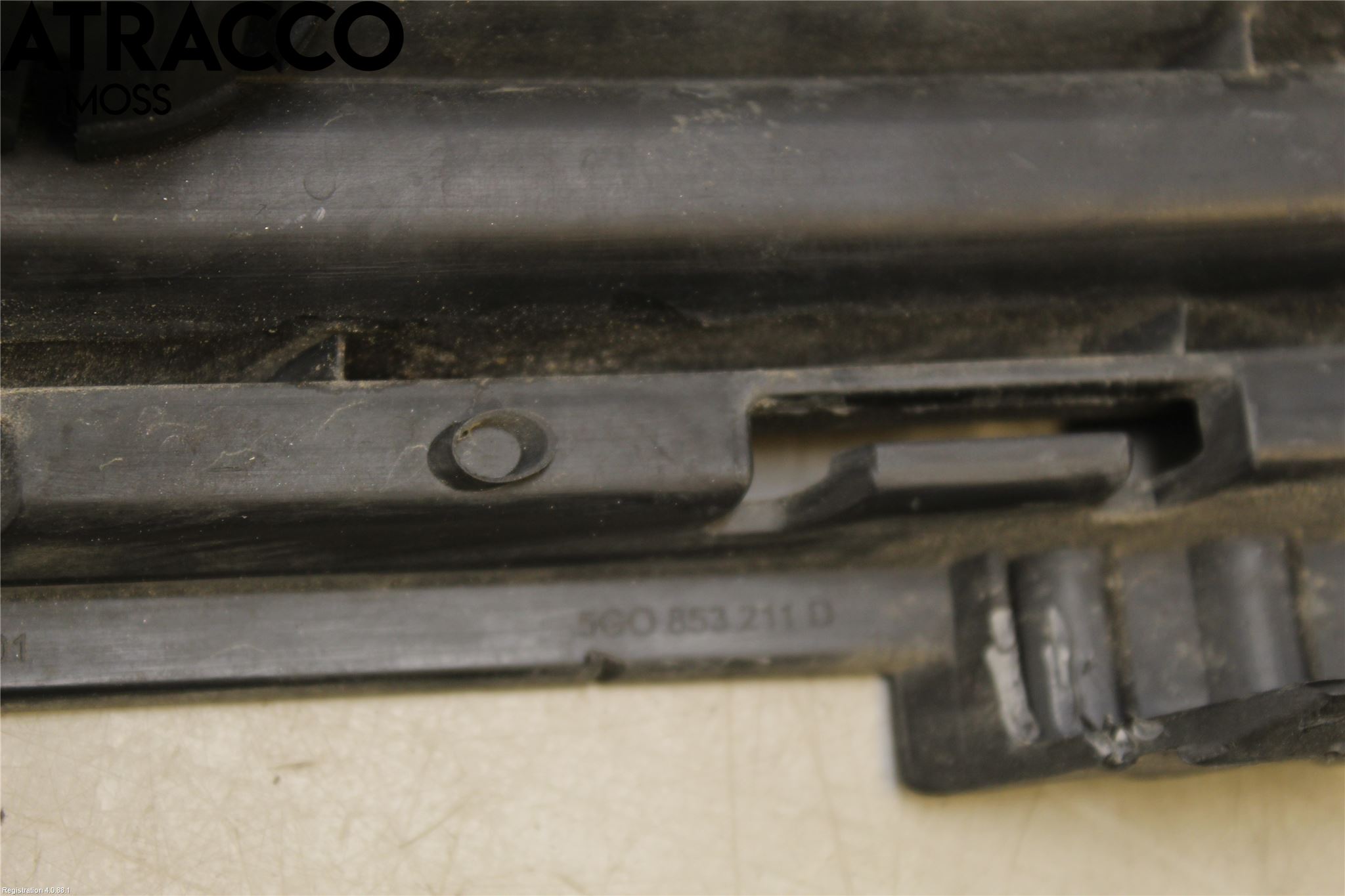 Volkswagen VW GOLF PLUS/CROSS GOLF 04-14 Grilldel Venstre