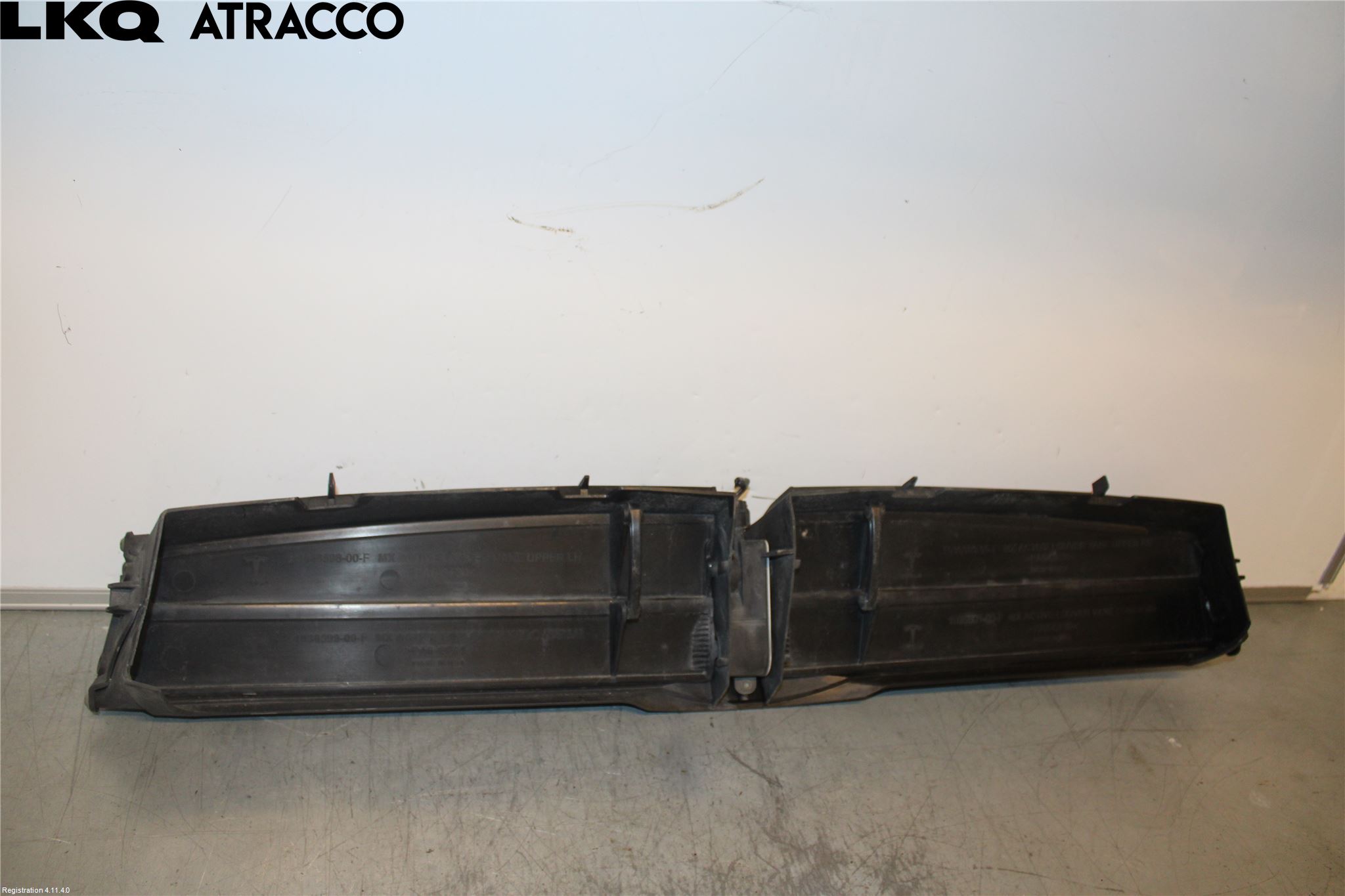 Tesla MODEL X 16- Luftstyring Front