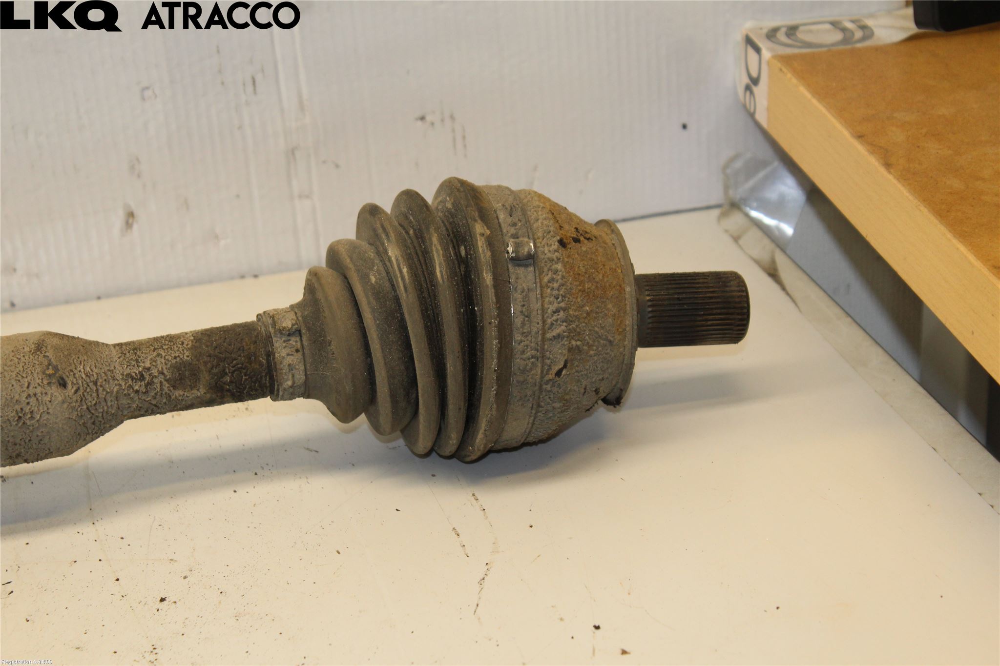 Volvo XC60 09-13 Drivaksel Foran Kompl Høyre