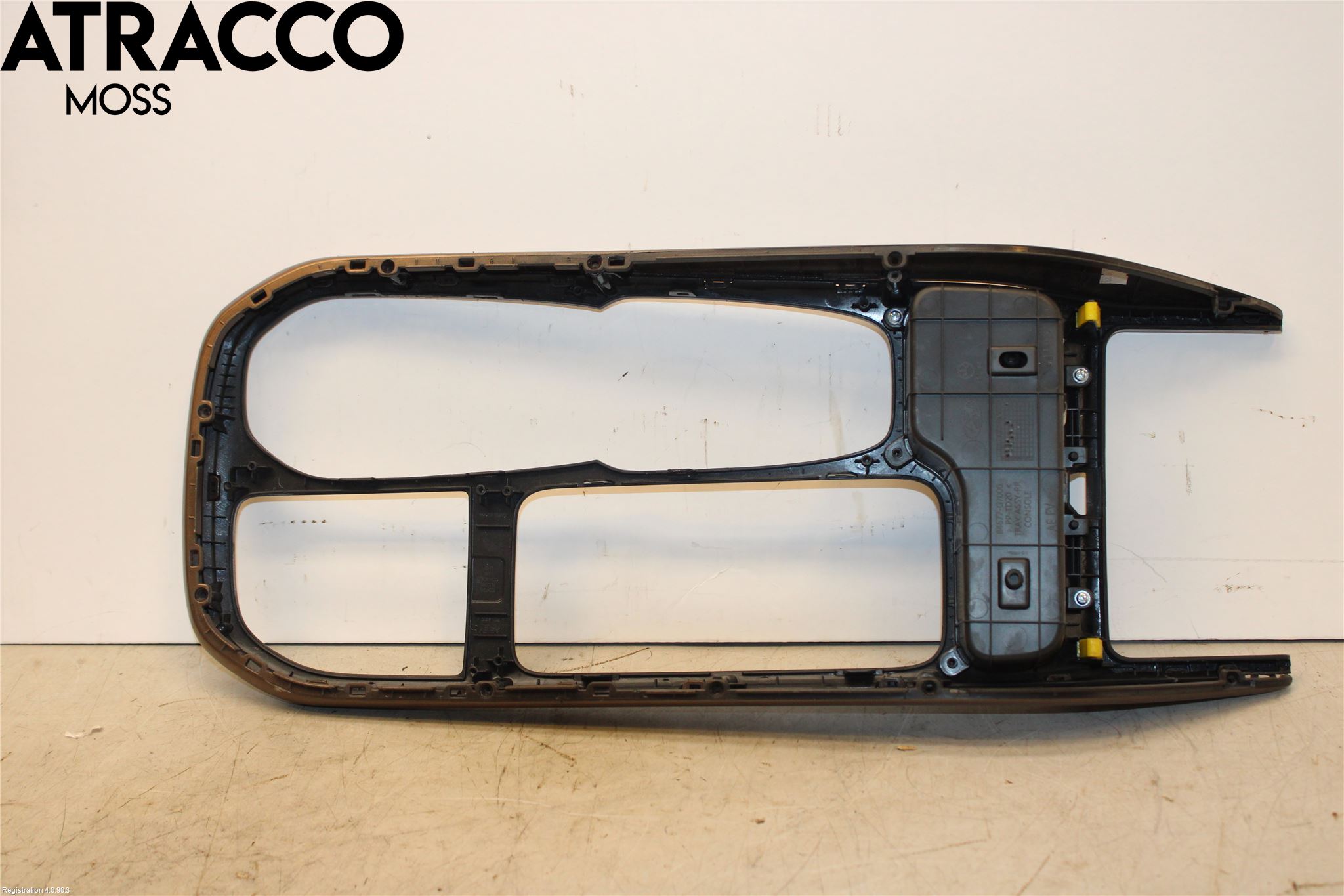 Hyundai IONIQ AE 17-22 Innr Konsoll-Lomme