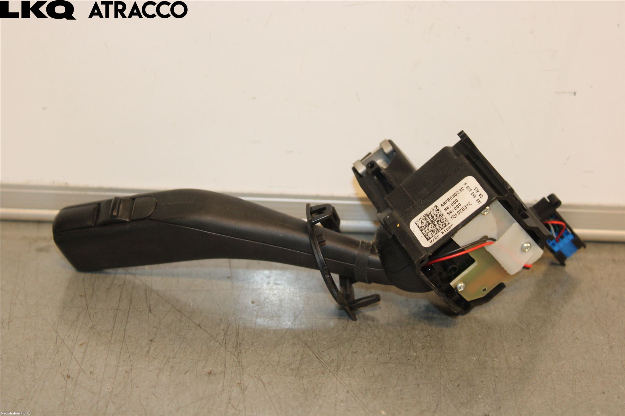 Volkswagen VW TOURAN 03-10 Bryter Ratt Visker - Spyler