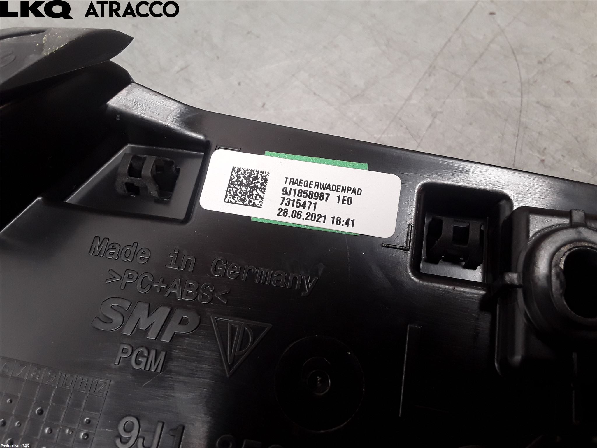 Porsche TAYCAN 20- Innr Armlene