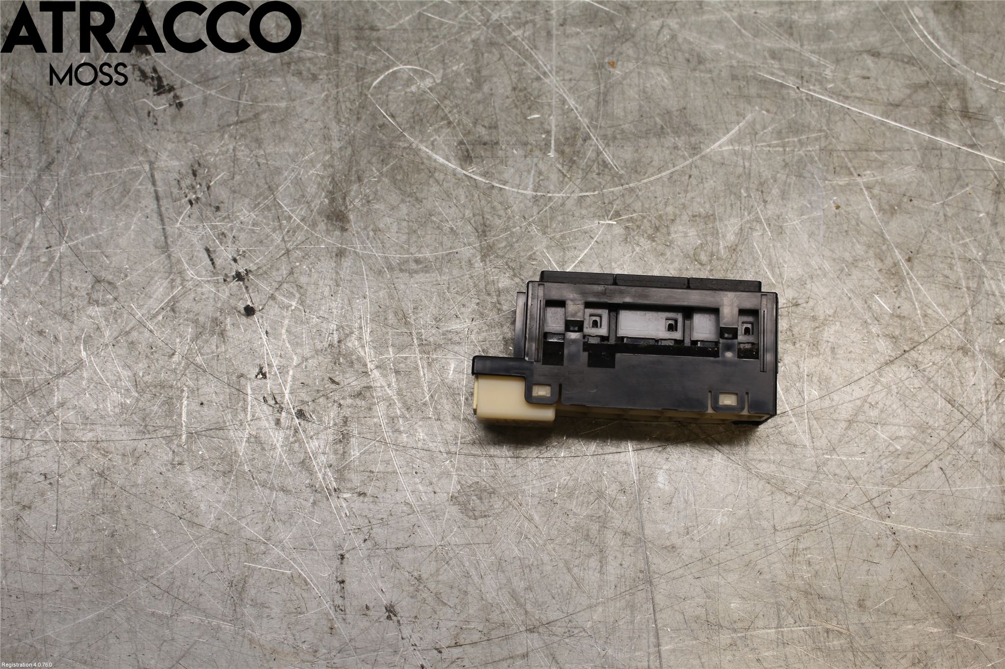 Toyota PRIUS+ ZVW40 12-20 Bryter Multifunksjon