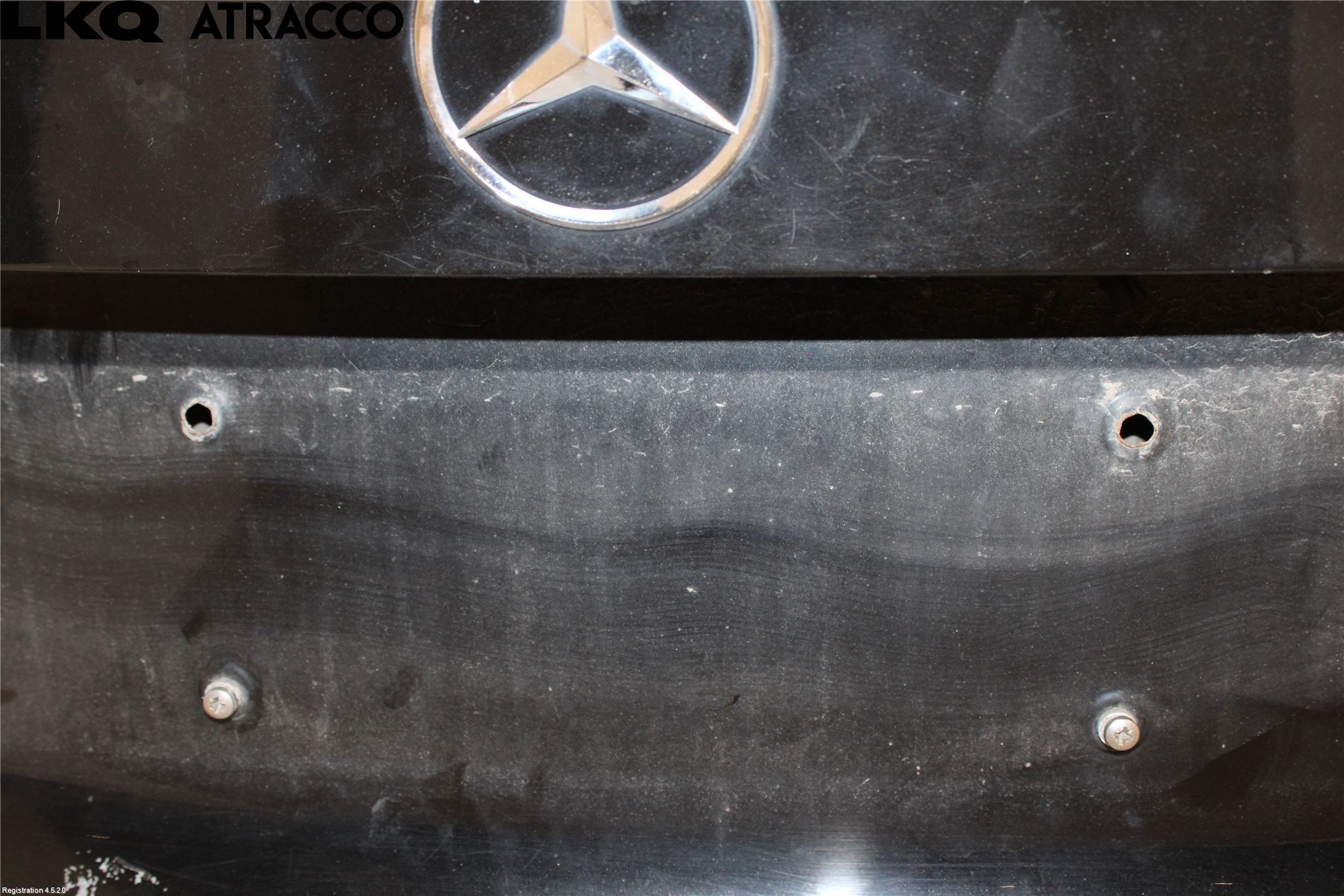 Mercedes-Benz MB C-KLASS (W204) 07-15 Bakluke Koffertlokk