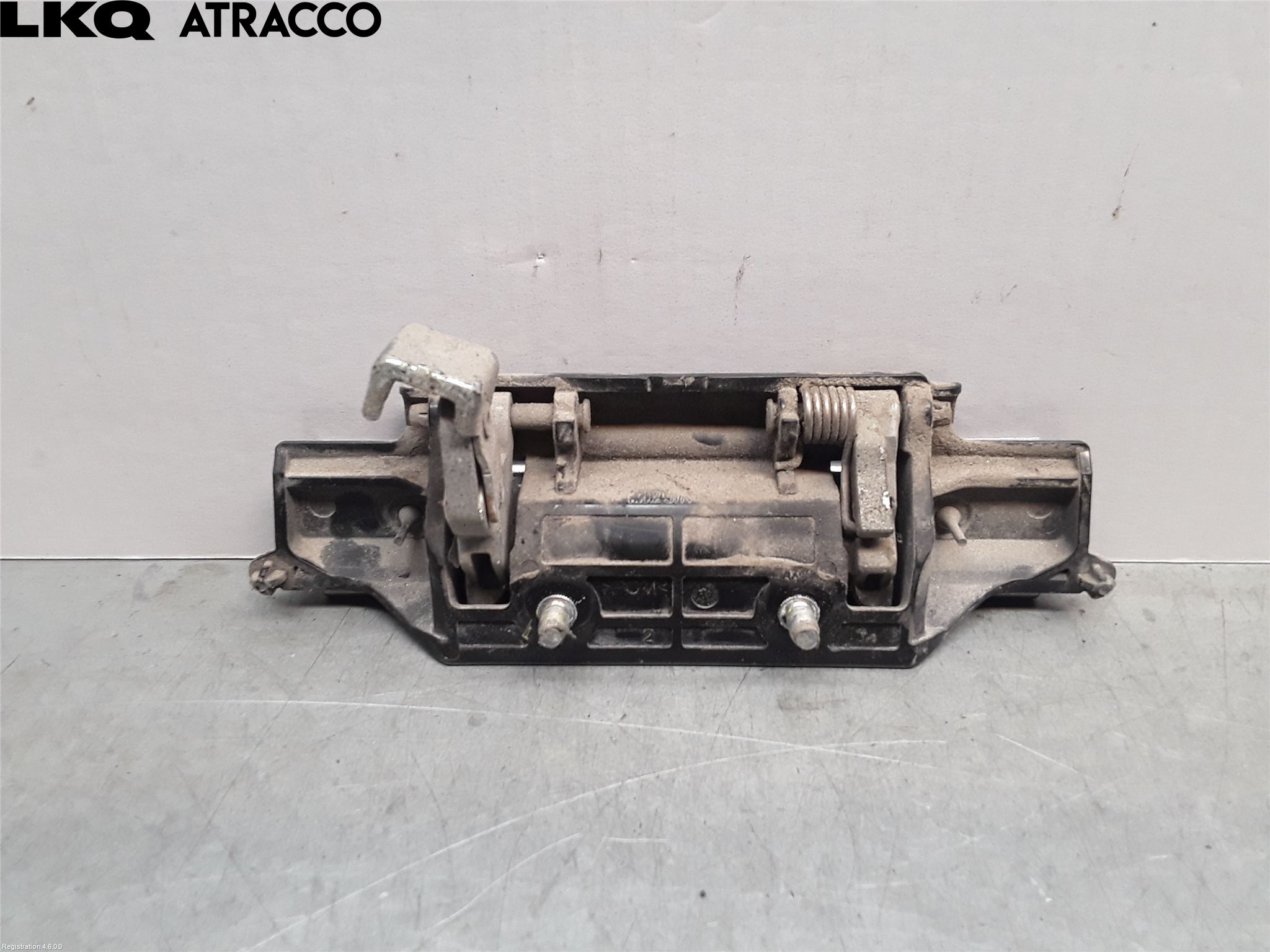 Mitsubishi L200 16-23 Bakluke Handtak Ytre