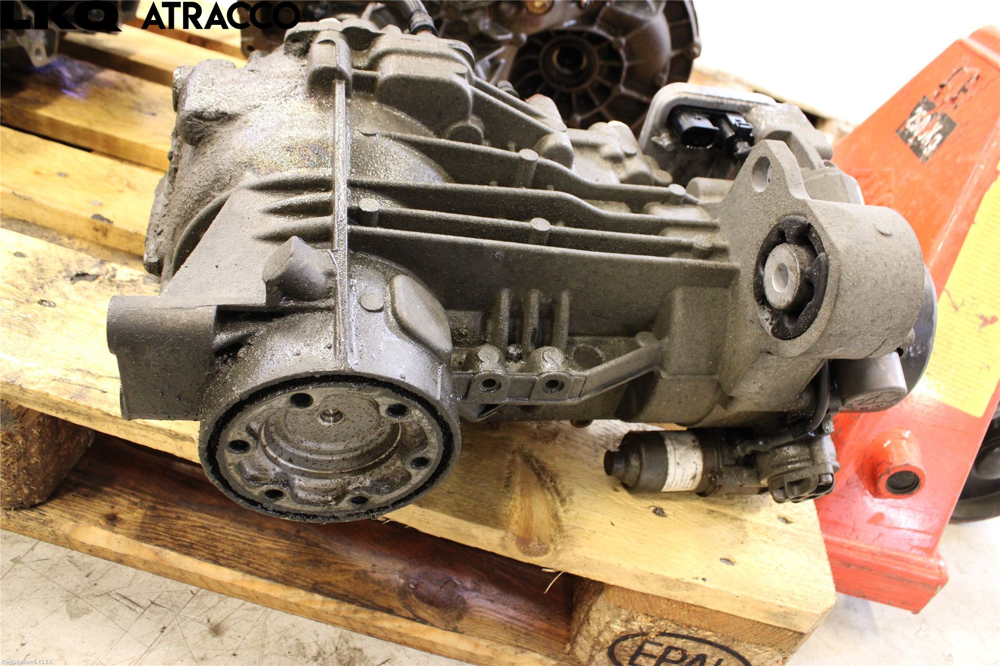 Volkswagen VW TRANSP/CARAVELLE (T5) 04-15 Bakaksel Kardang Bak -Diff