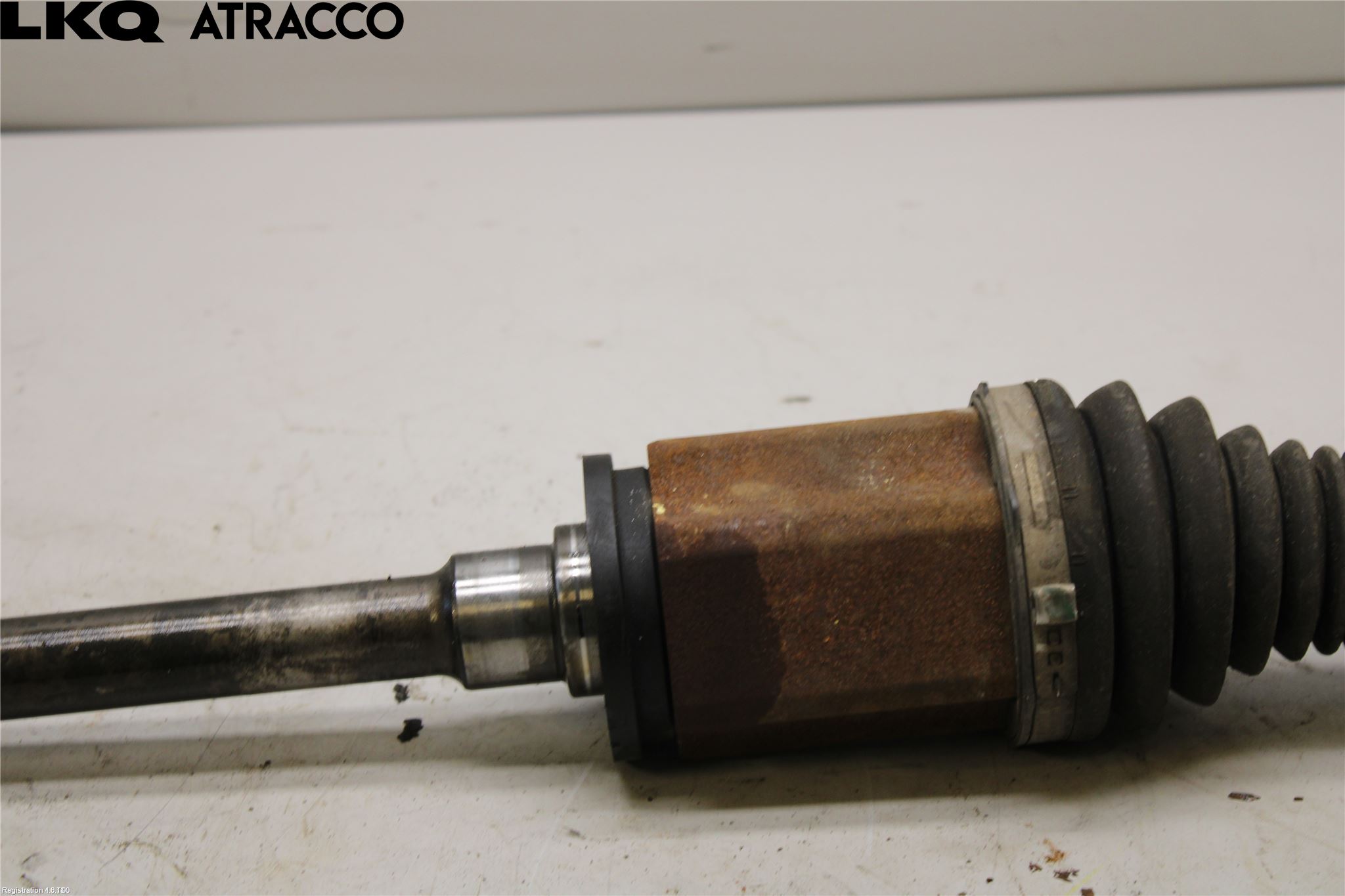 BMW 3 F30/F31/F80 12-19 Drivaksel Foran Kompl Høyre