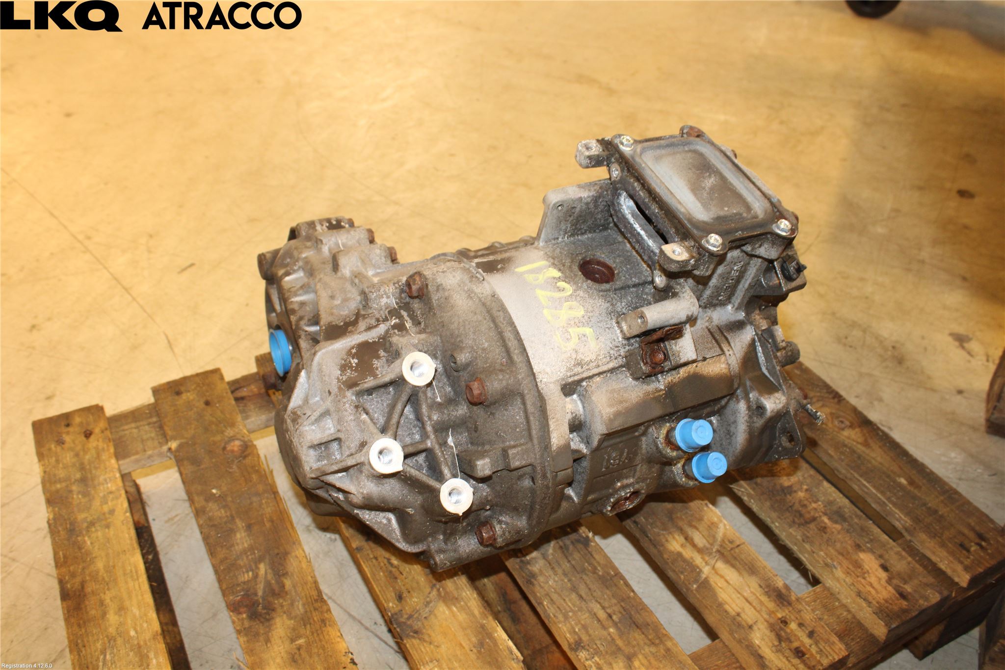 Mitsubishi OUTLANDER 13-21 Navgir Elektrisk