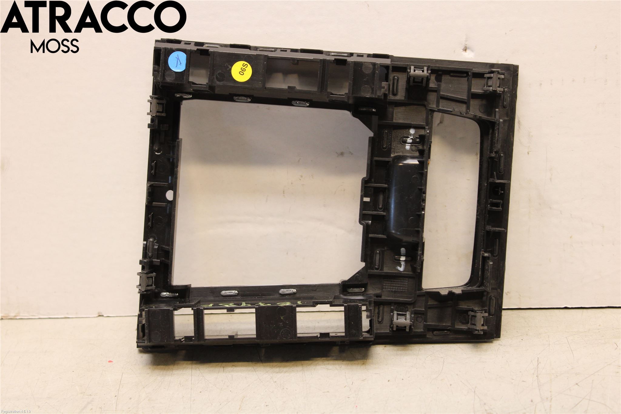 Skoda SUPERB 16-24 Instrumentkonsoll Gulv