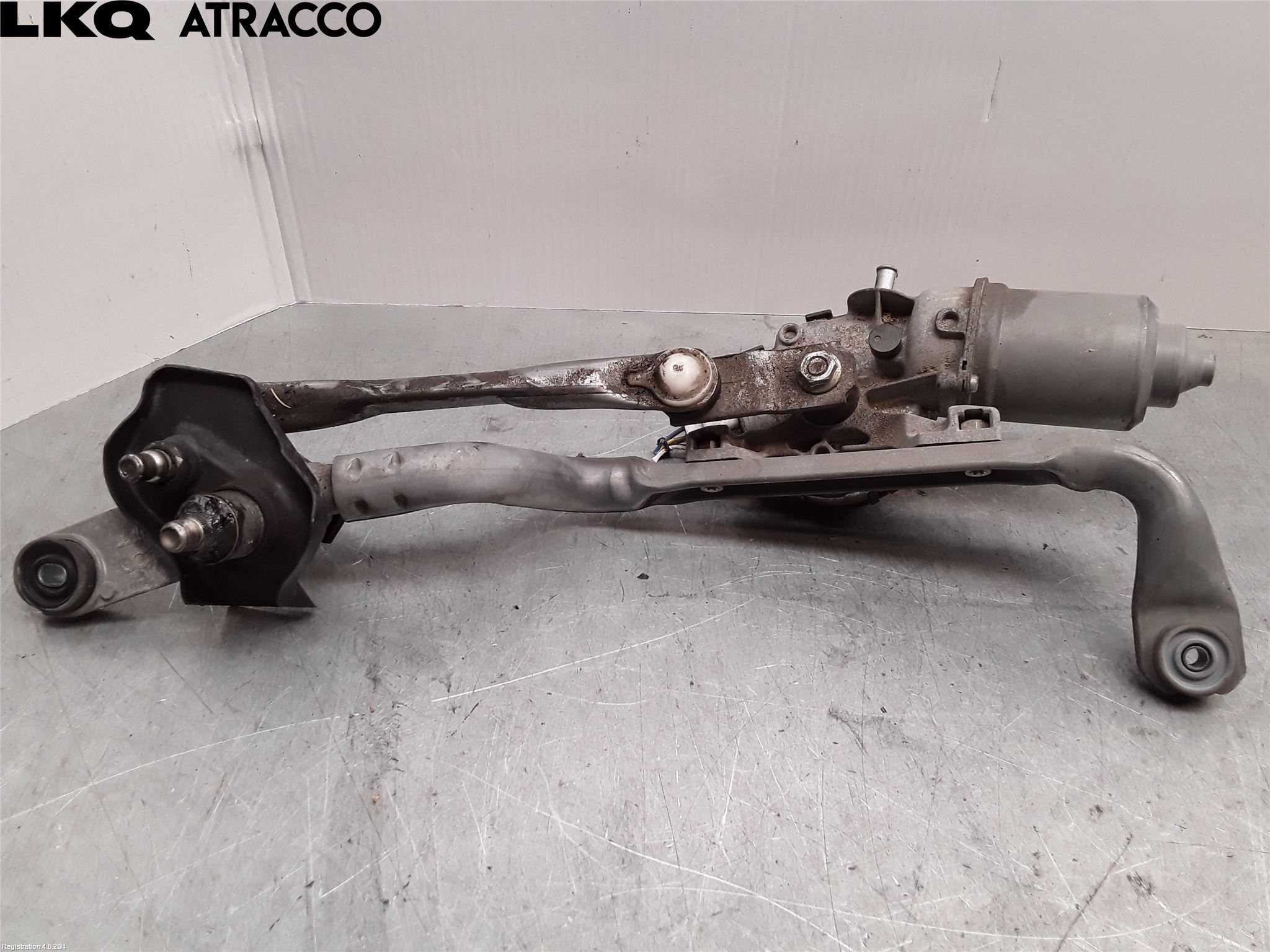 Toyota YARIS XP130 12-14 Viskermotor Frontrute