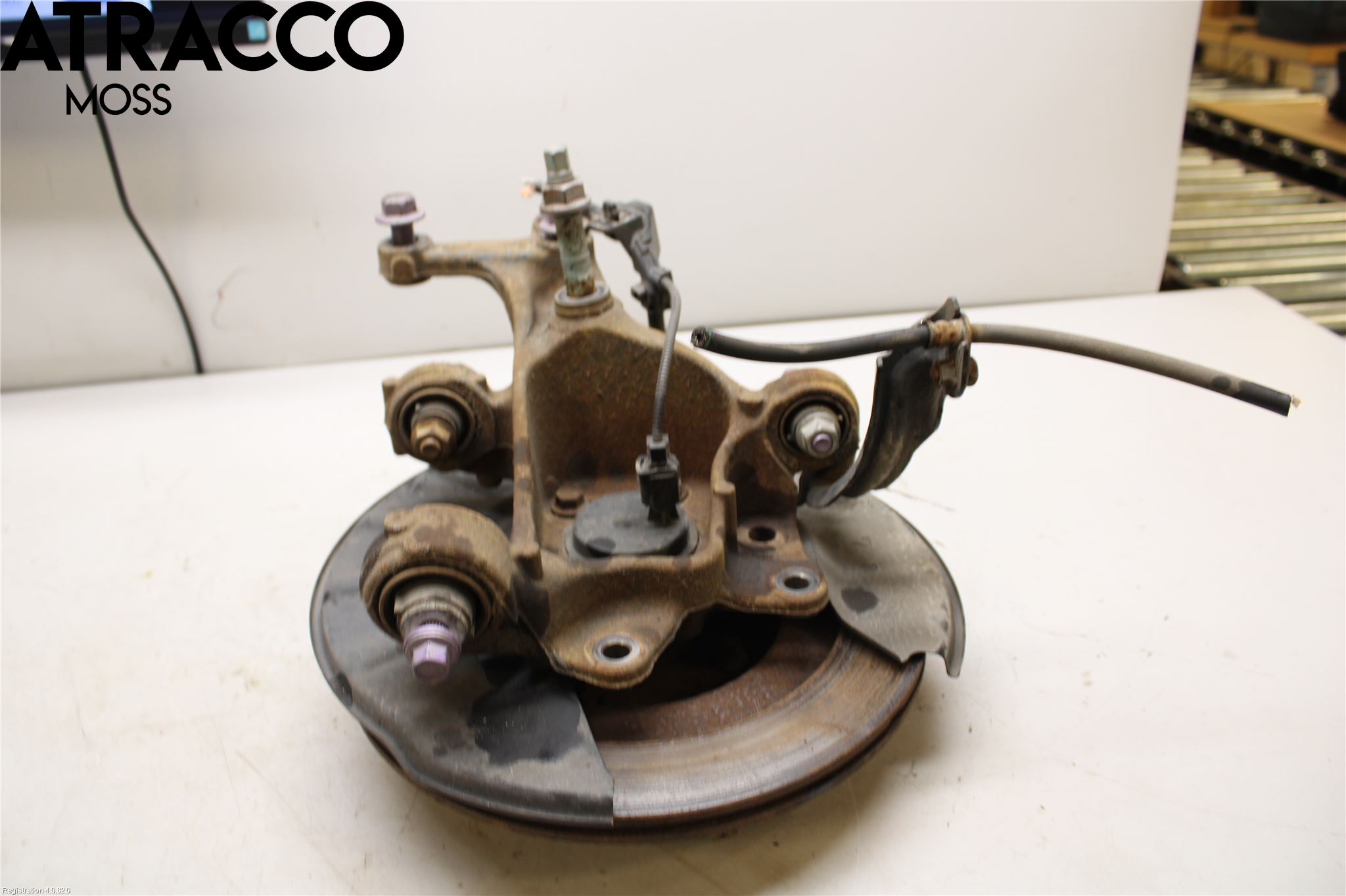 Toyota RAV4 19- Spindel Hb