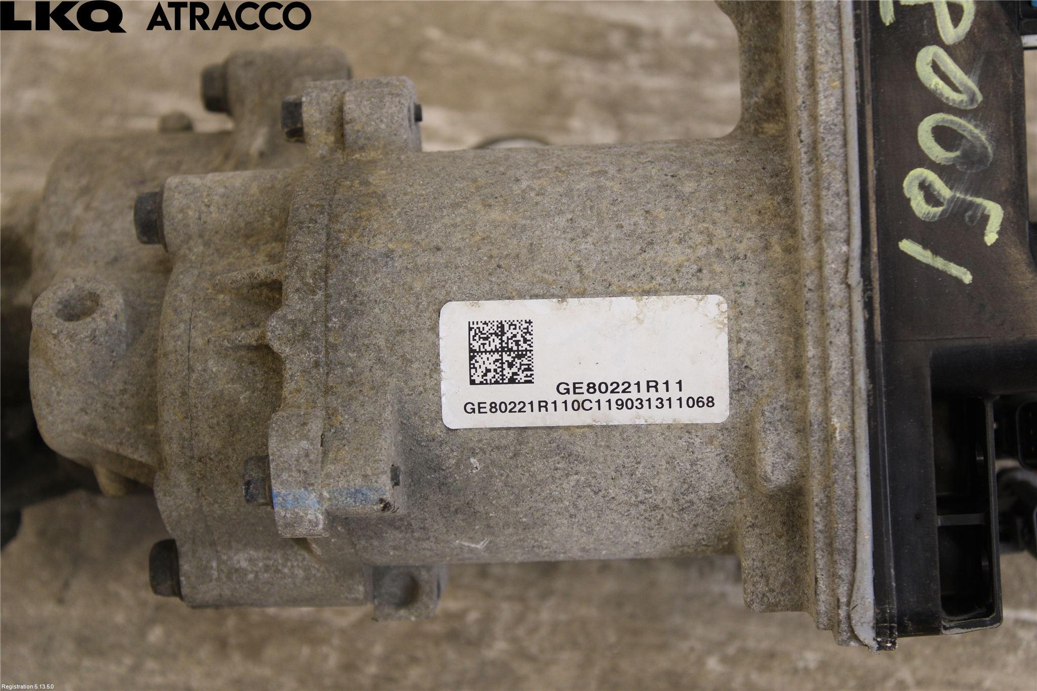 Tesla MODEL 3 17- Servo Snekke - Tannstang