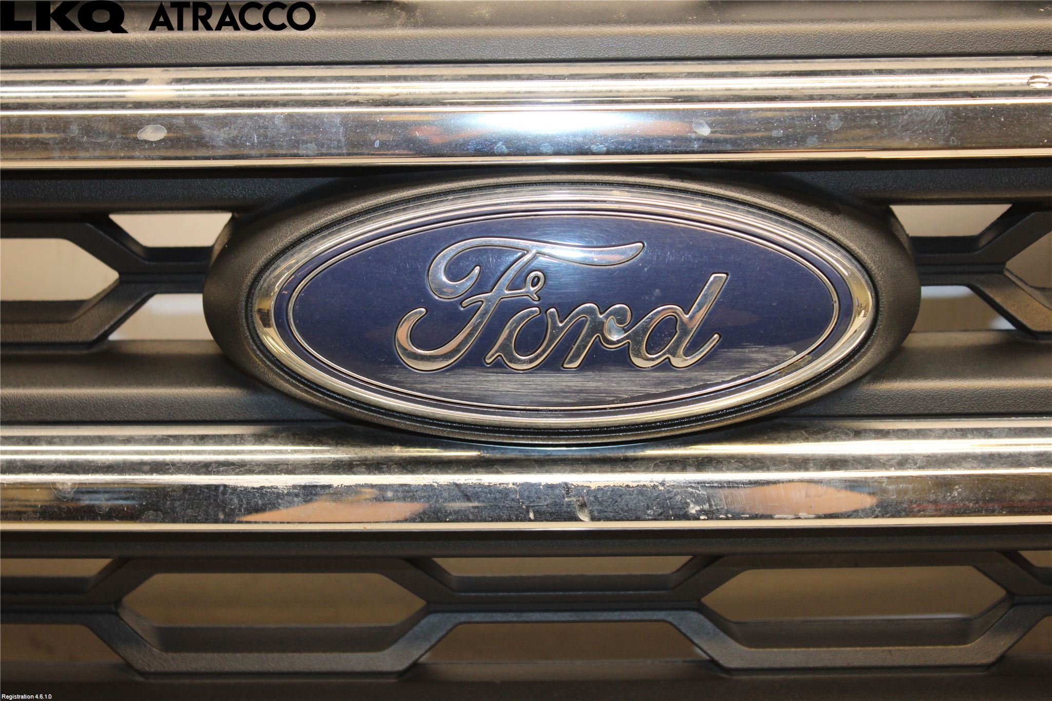 Ford ECOSPORT 17- Grill Komplett