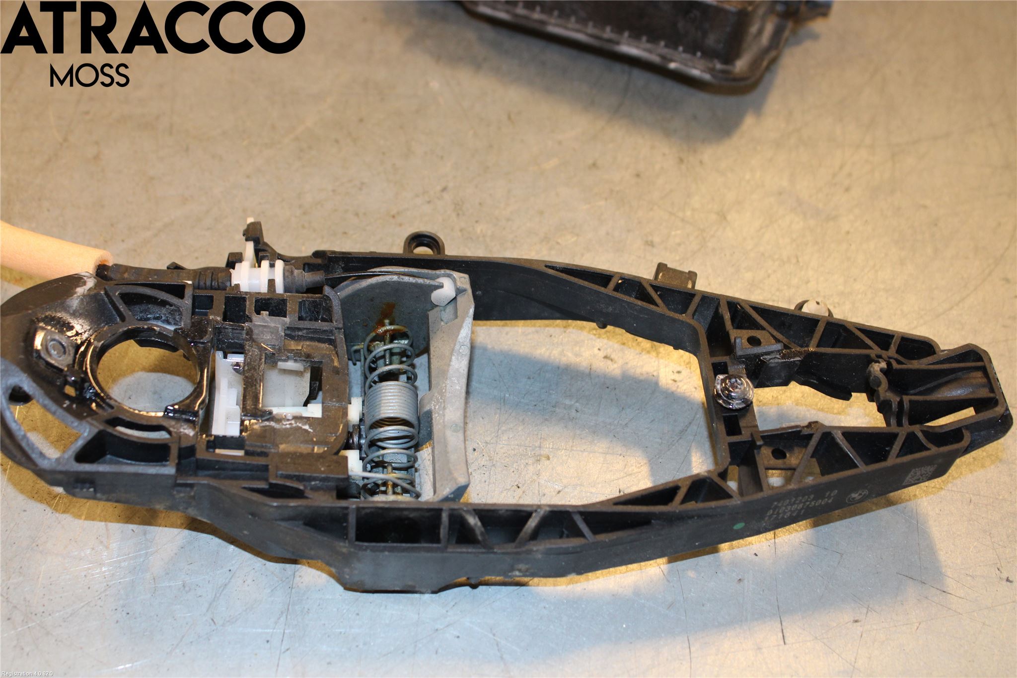 BMW 5 G30/G31/F90 17-23 Dørlås - Låsekasse