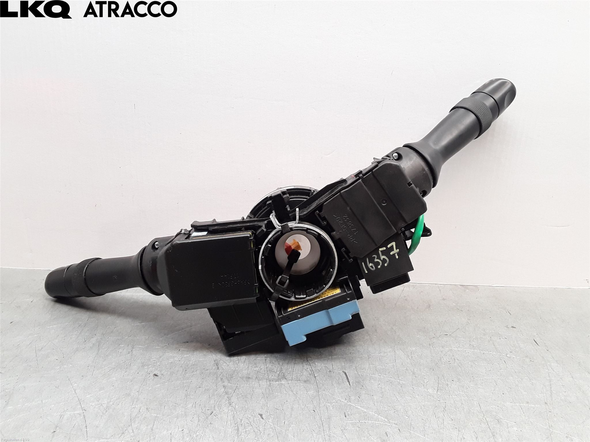 Toyota AVENSIS 09-15 Bryter Ratt Kombi H Og V