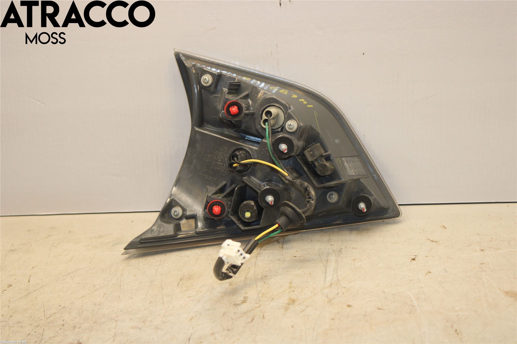 Nissan X-TRAIL 14-21 Baklykt Venstre  På Luke(Indre