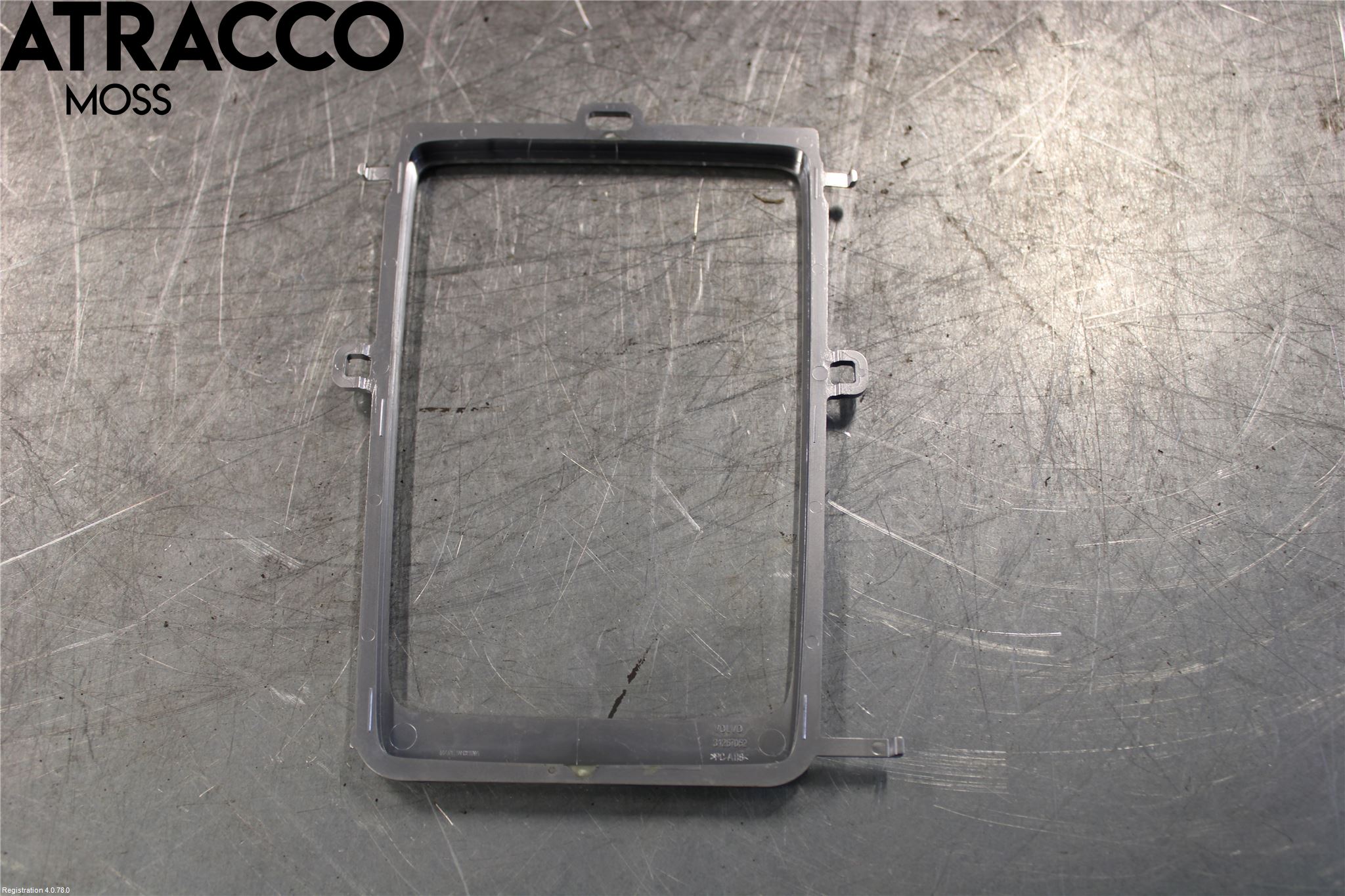 Volvo V60 11-13 Innr Radio Ramme