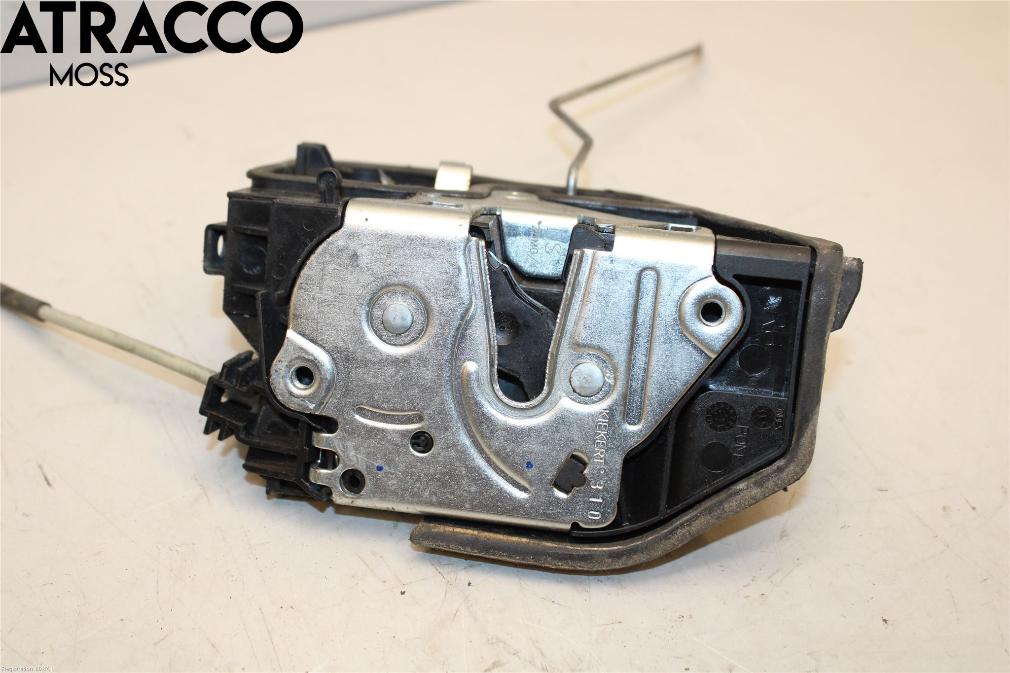 BMW 5 F10/F11/F18 09-17 Dørlås - Låsekasse