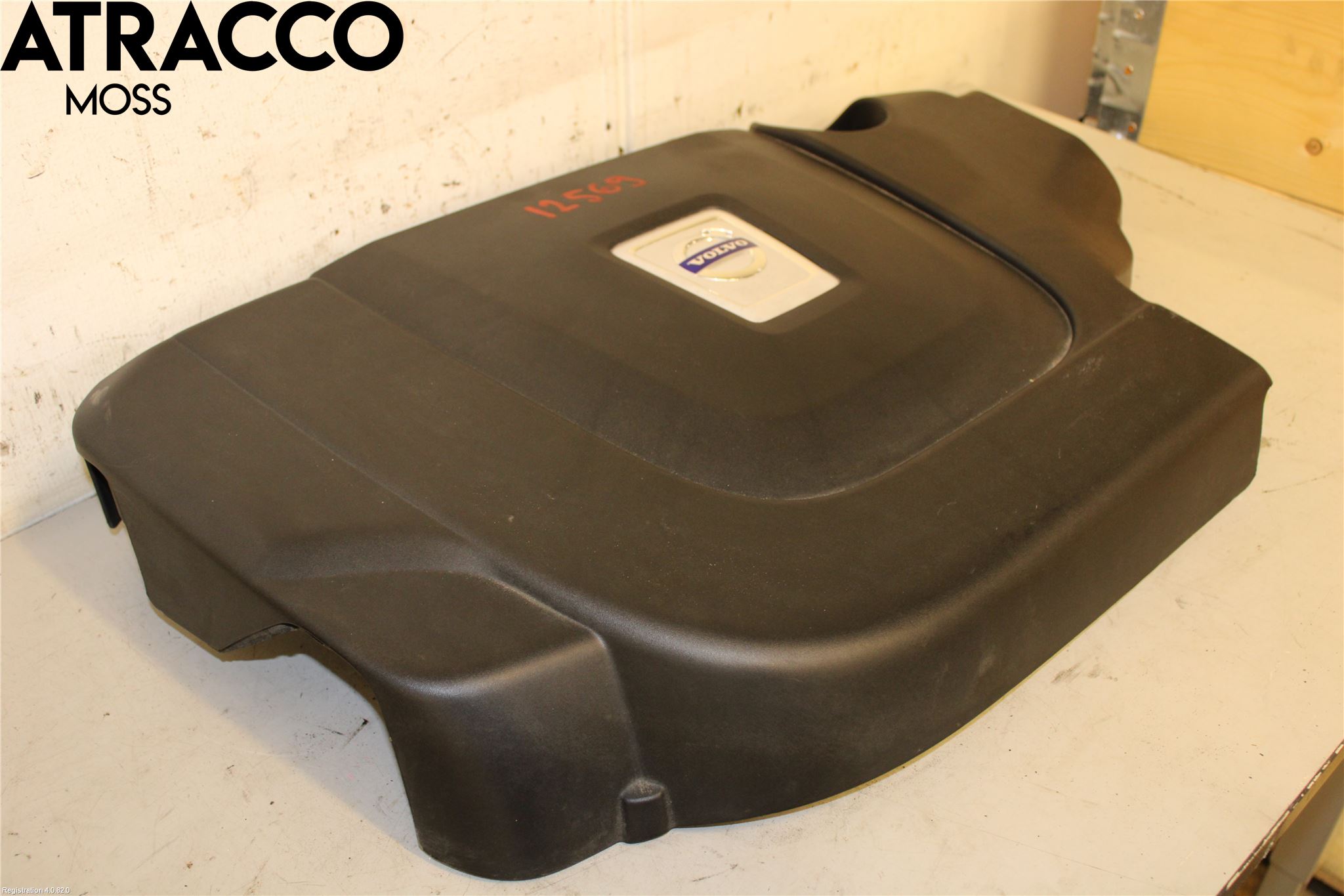 Volvo XC70 08-13 Motor Deksel Over Motor