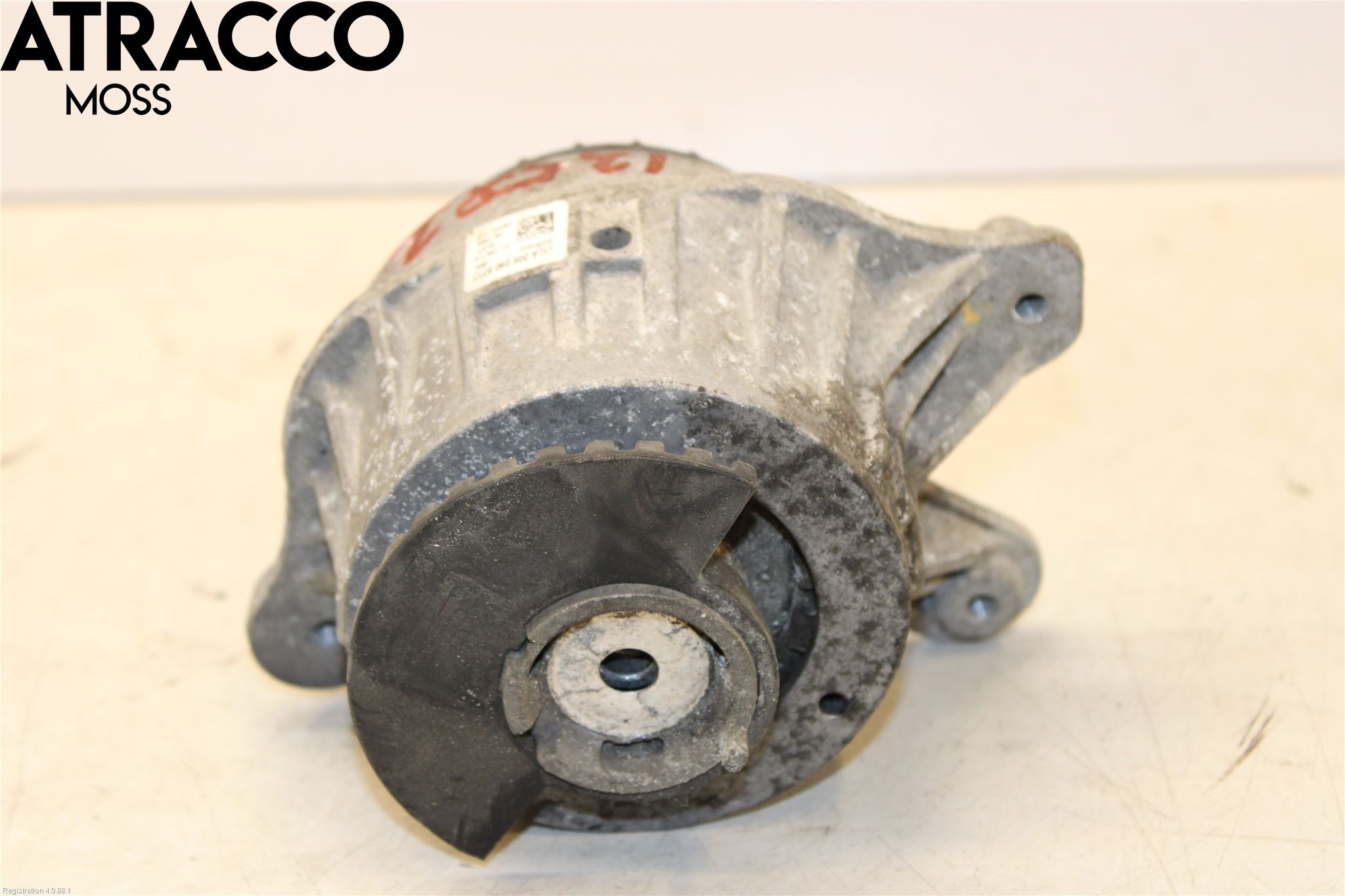 Mercedes-Benz MB C-KLASS (W205) 14-21 Motor Feste Gummi