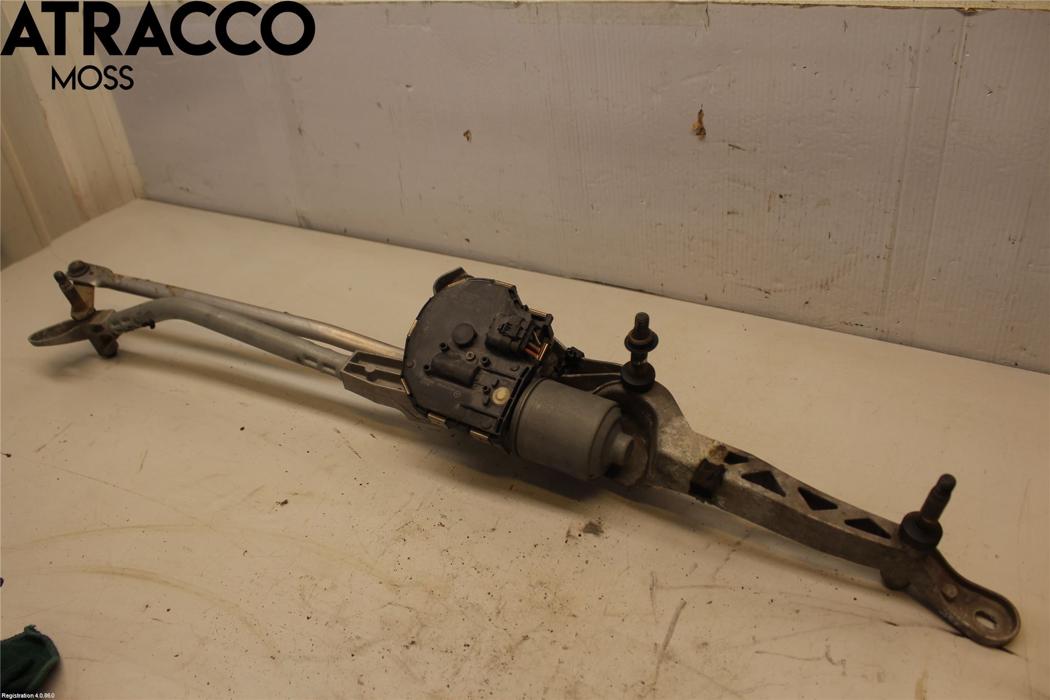 Mercedes-Benz MB E-KLASS (W212) 09-16 Viskermotor Frontrute