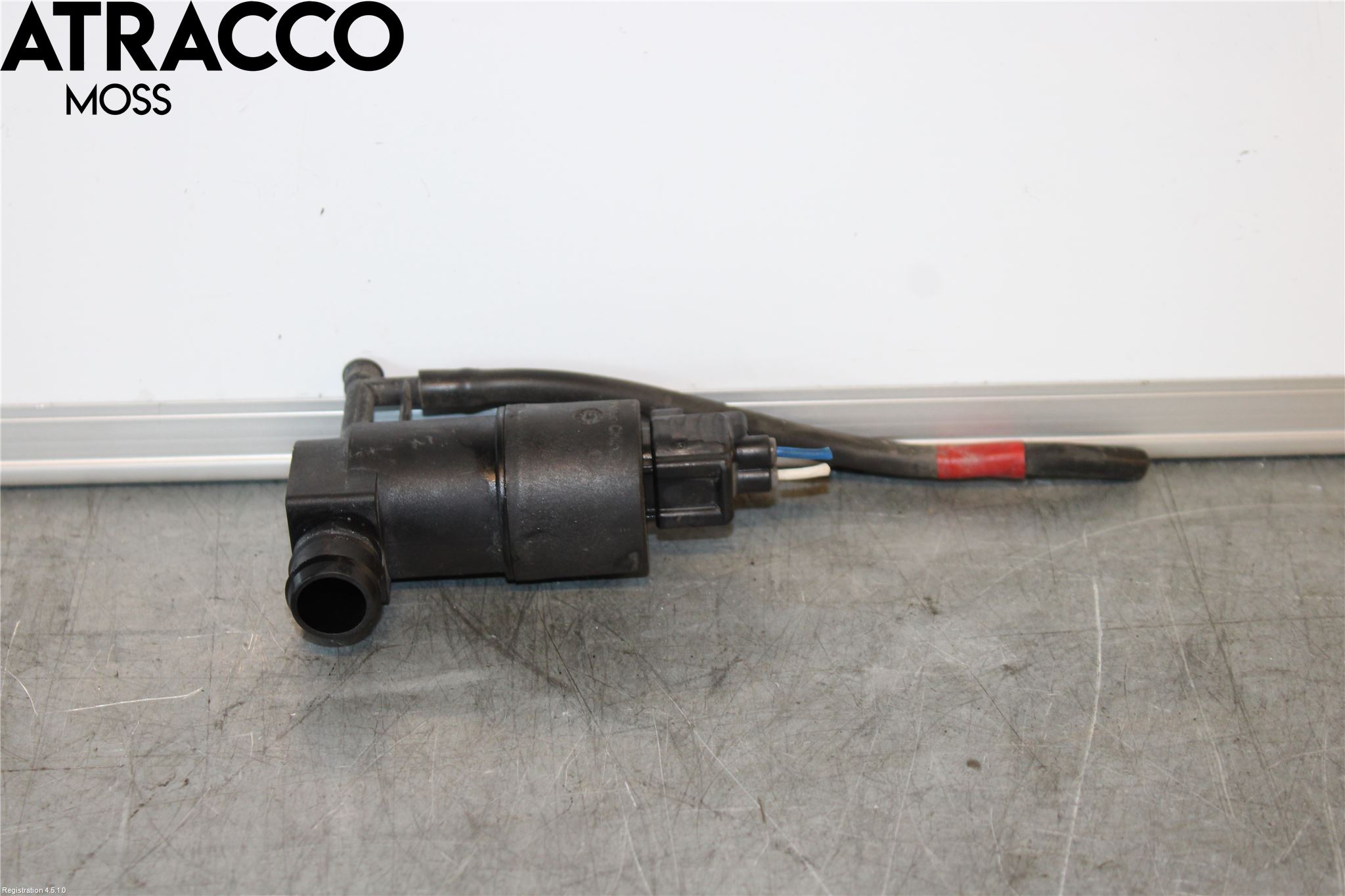 Toyota YARIS XP130 15-20 Spylerpumpe Frontrute