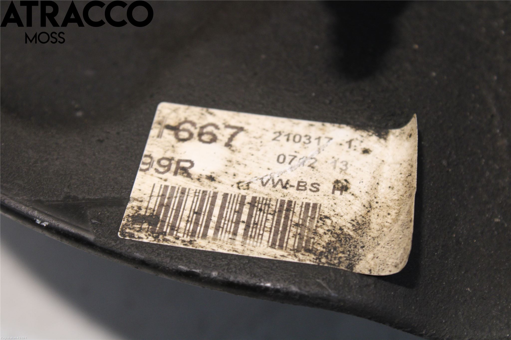 Volkswagen VW TRANSP/CARAVELLE (T6) 16-22 Spindel Vf