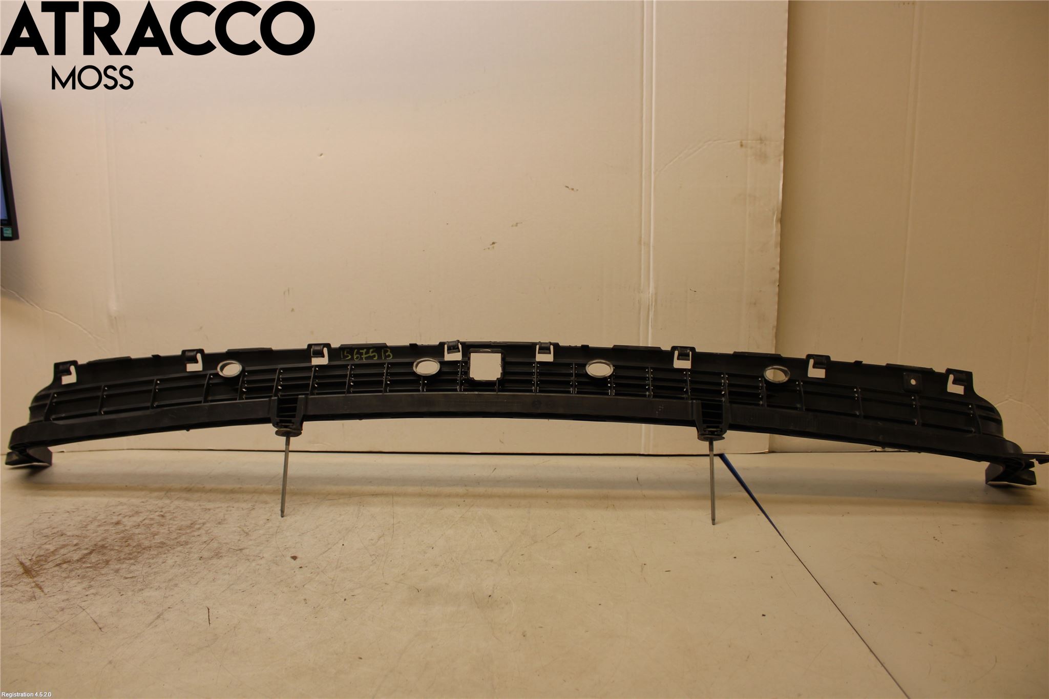 Mercedes-Benz MB E-KLASS (W212) 09-16 Støtfanger Sidestykke-Mellomle