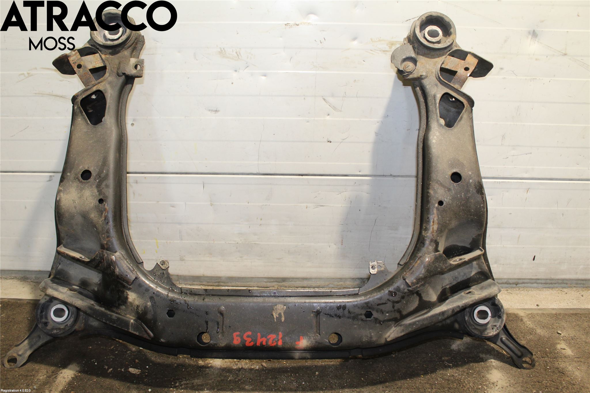 Audi A4/S4 05-07 Travers Feste