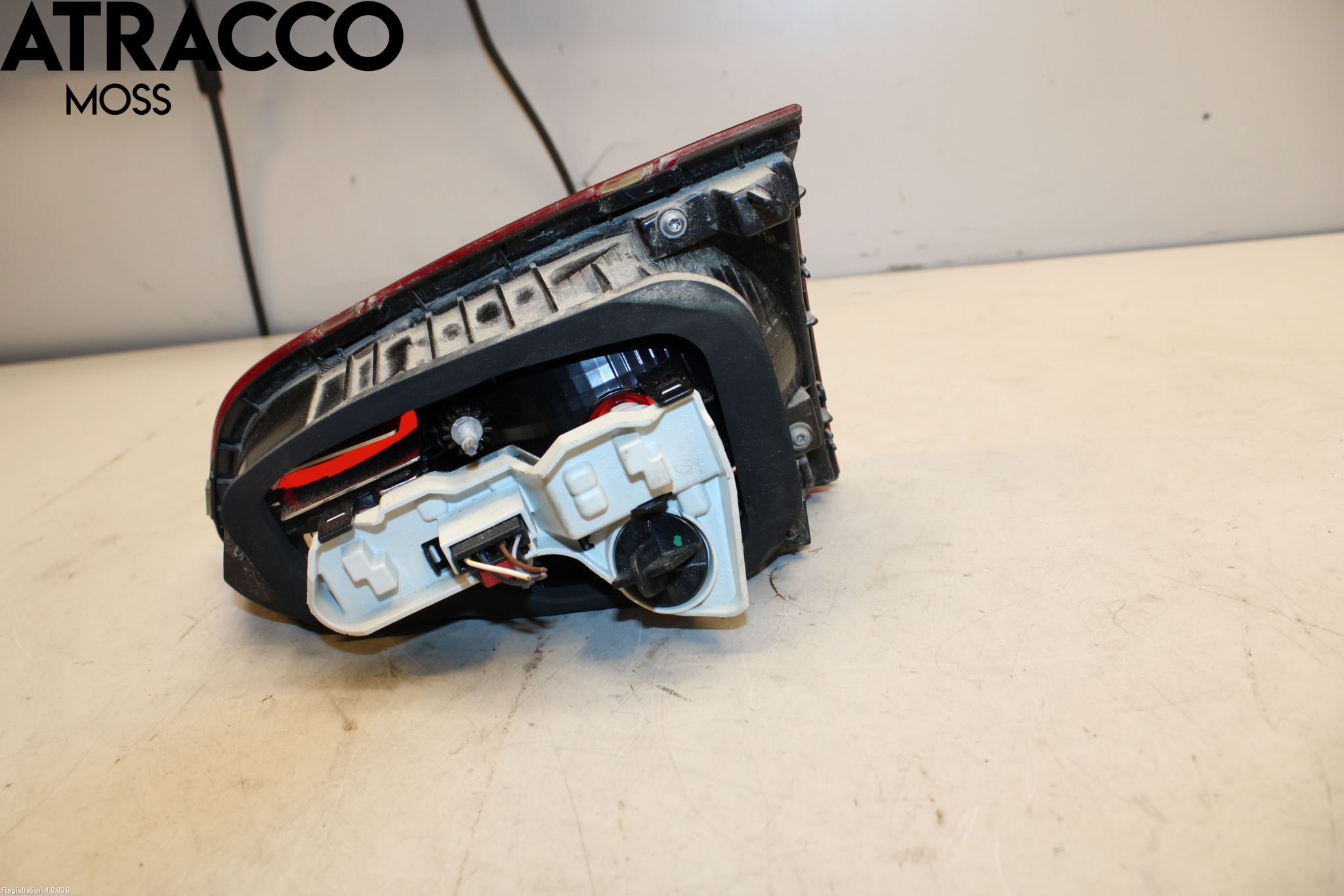 Volkswagen VW GOLF / E-GOLF VII 13-20 Baklykt Venstre  På Luke(Indre