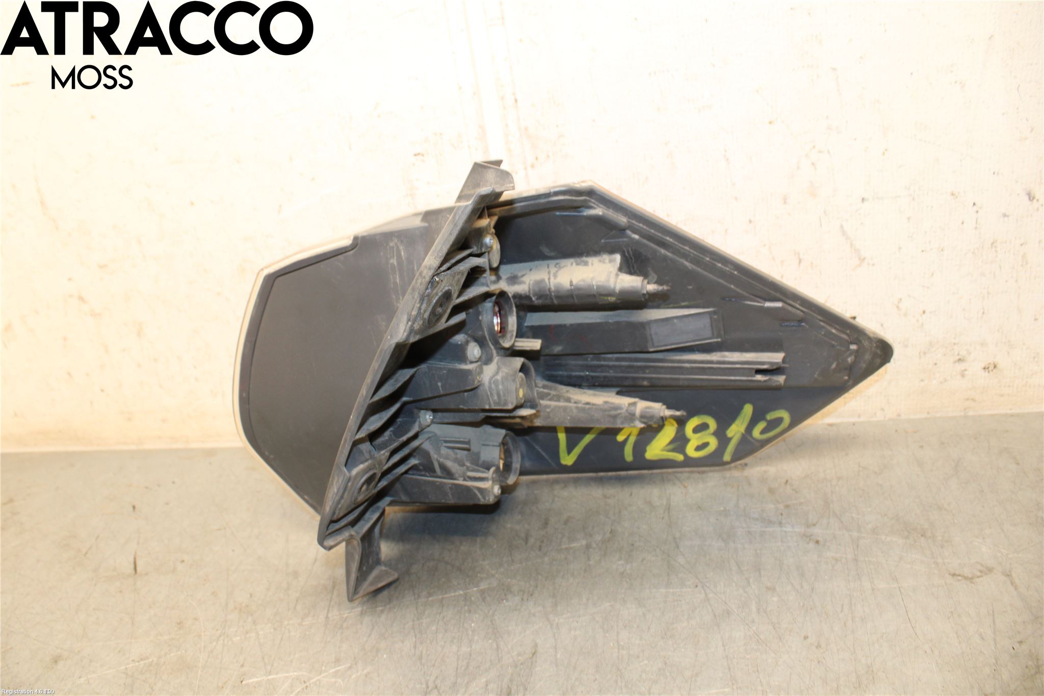 Nissan X-TRAIL 14-21 Baklykt Venstre