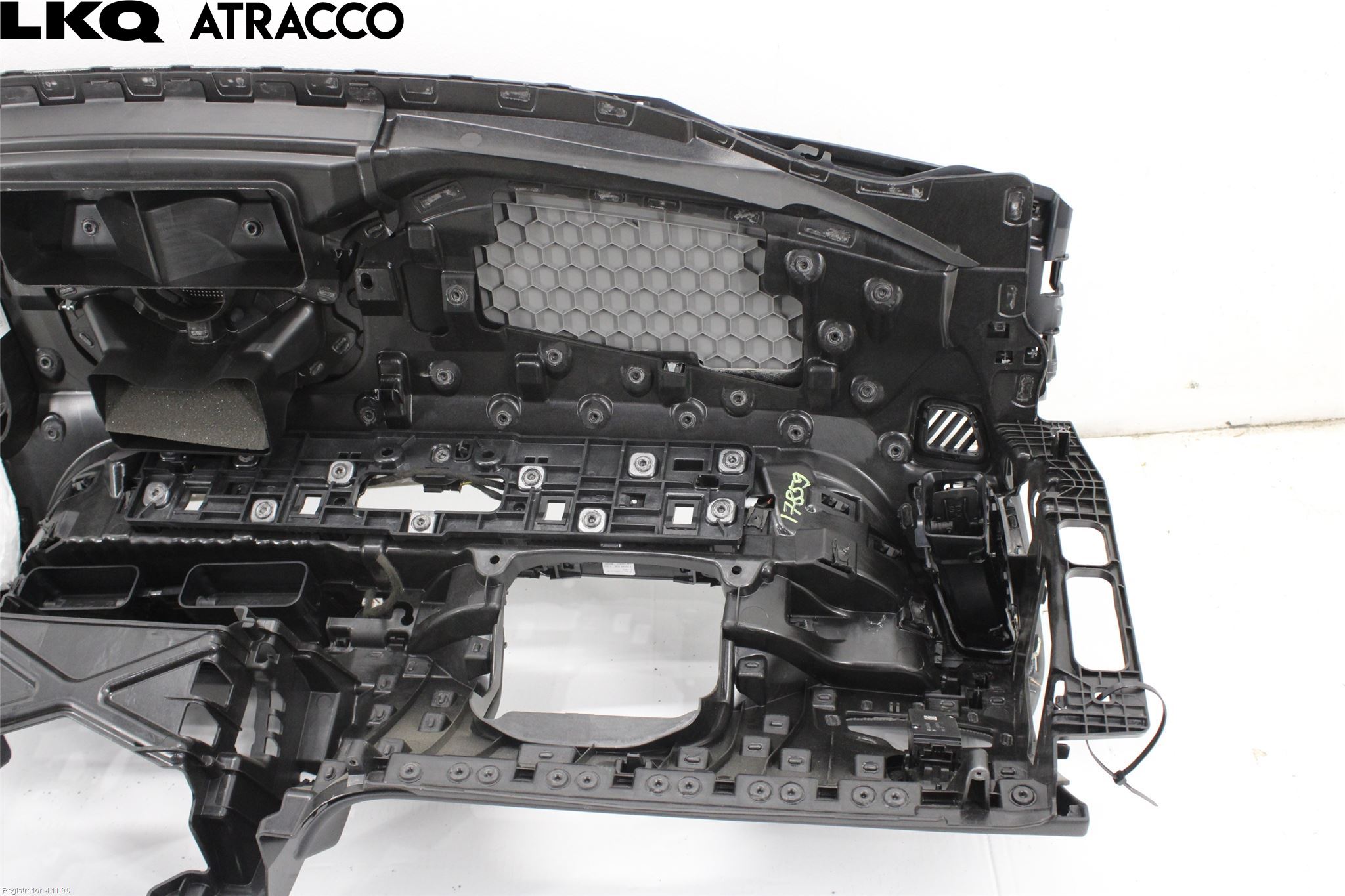 Mercedes-Benz MB EQC (N293) 20- Dashbord