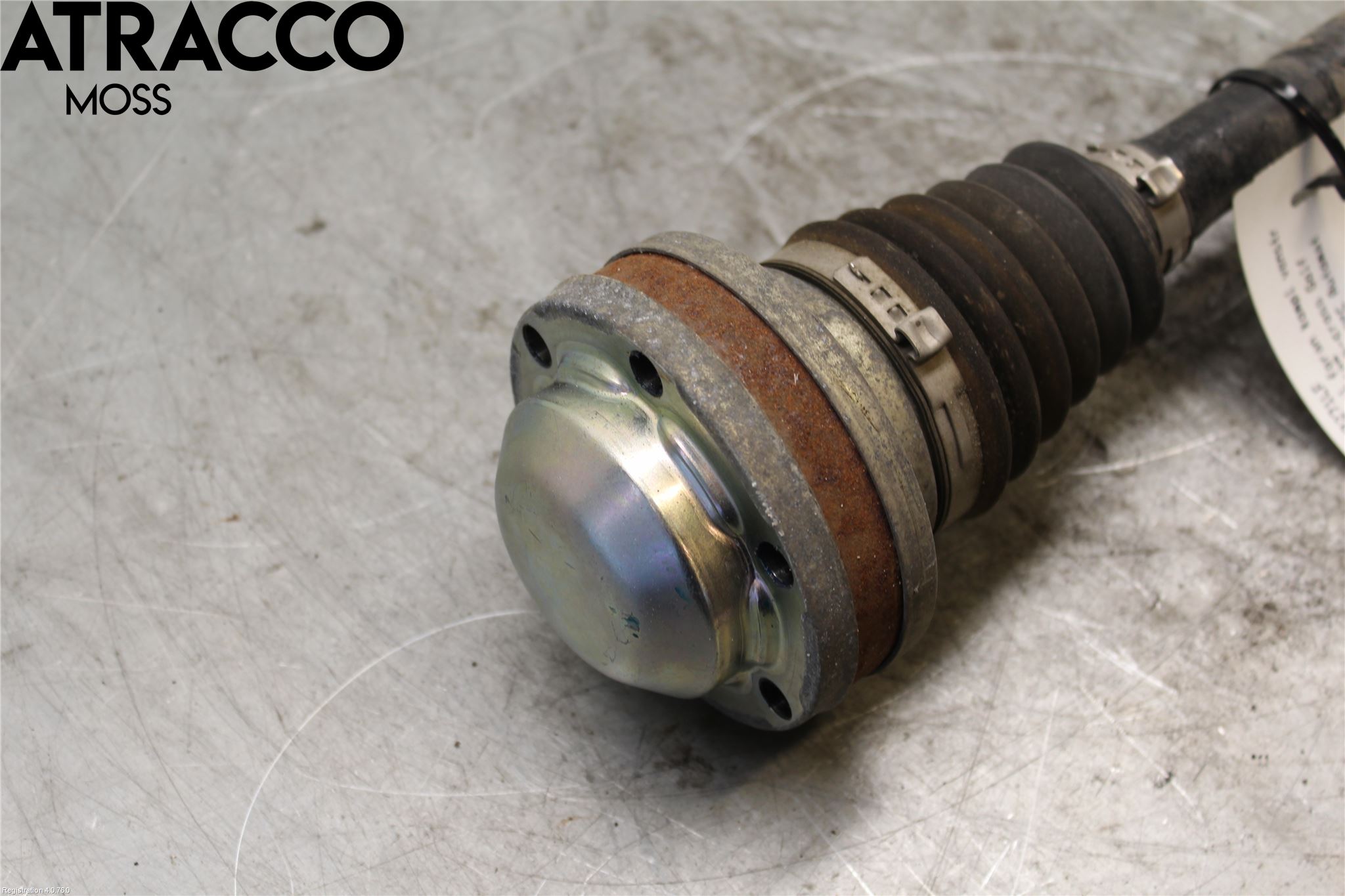 Volkswagen VW GOLF PLUS/CROSS GOLF 04-14 Drivaksel Foran Kompl Venstre