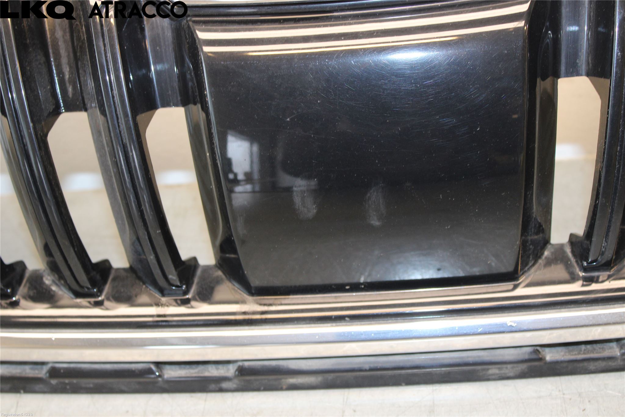 Skoda OCTAVIA (5E) 13-20 Grill Komplett