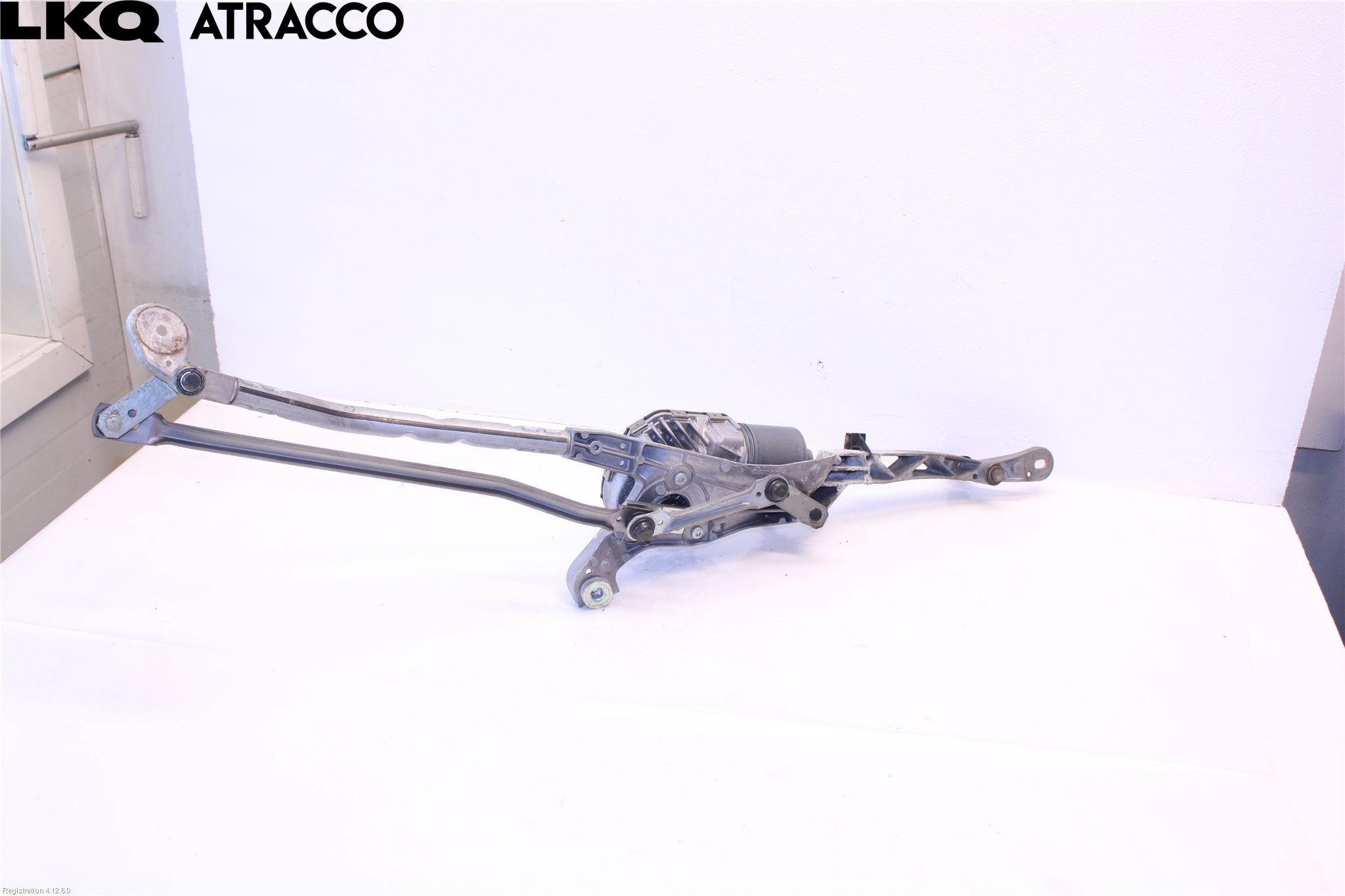 Mercedes-Benz MB E-KLASS (W212) 09-16 Viskermotor Frontrute