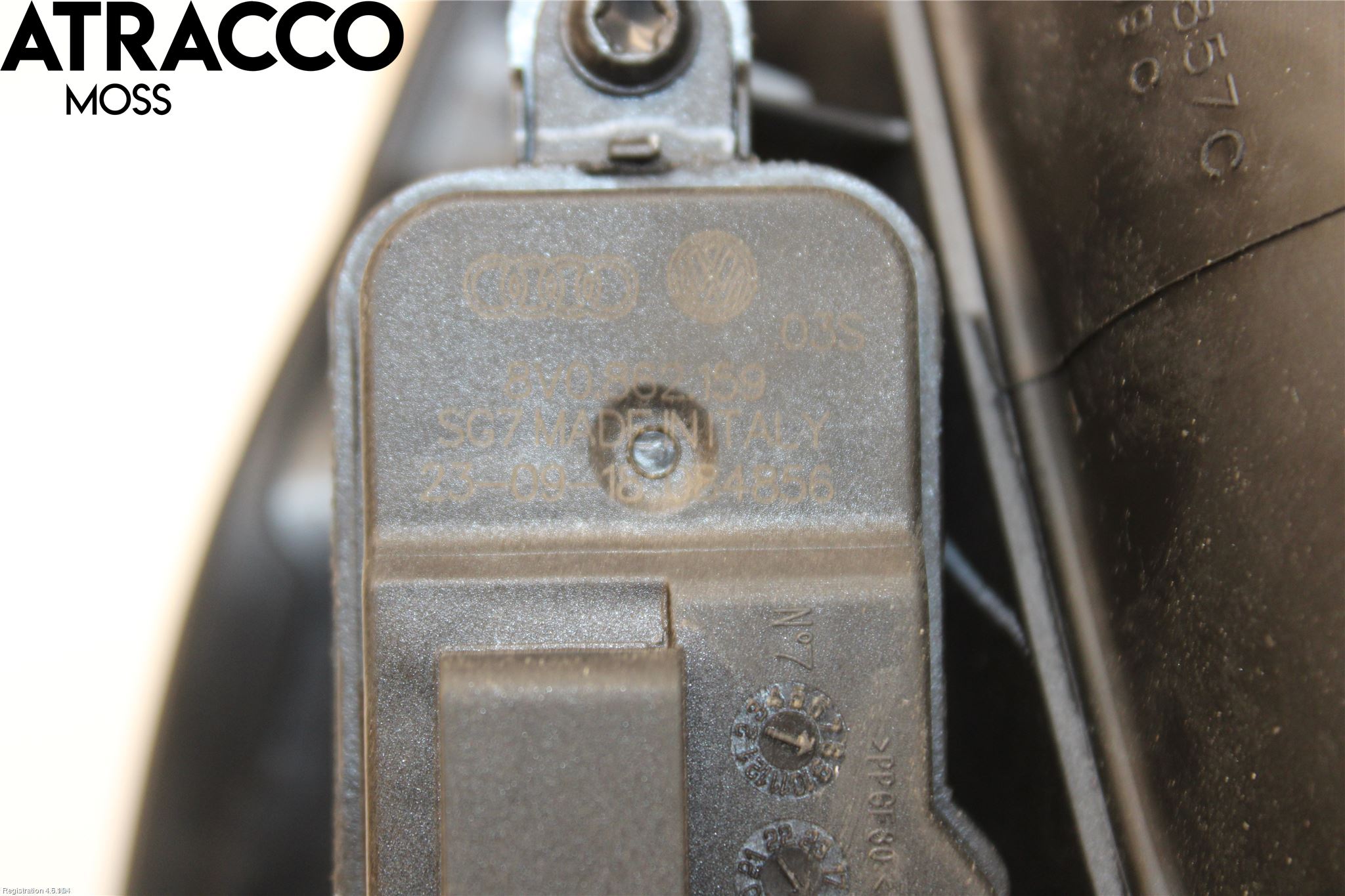 Volkswagen VW TOURAN 16- Drivstoff Tankluke