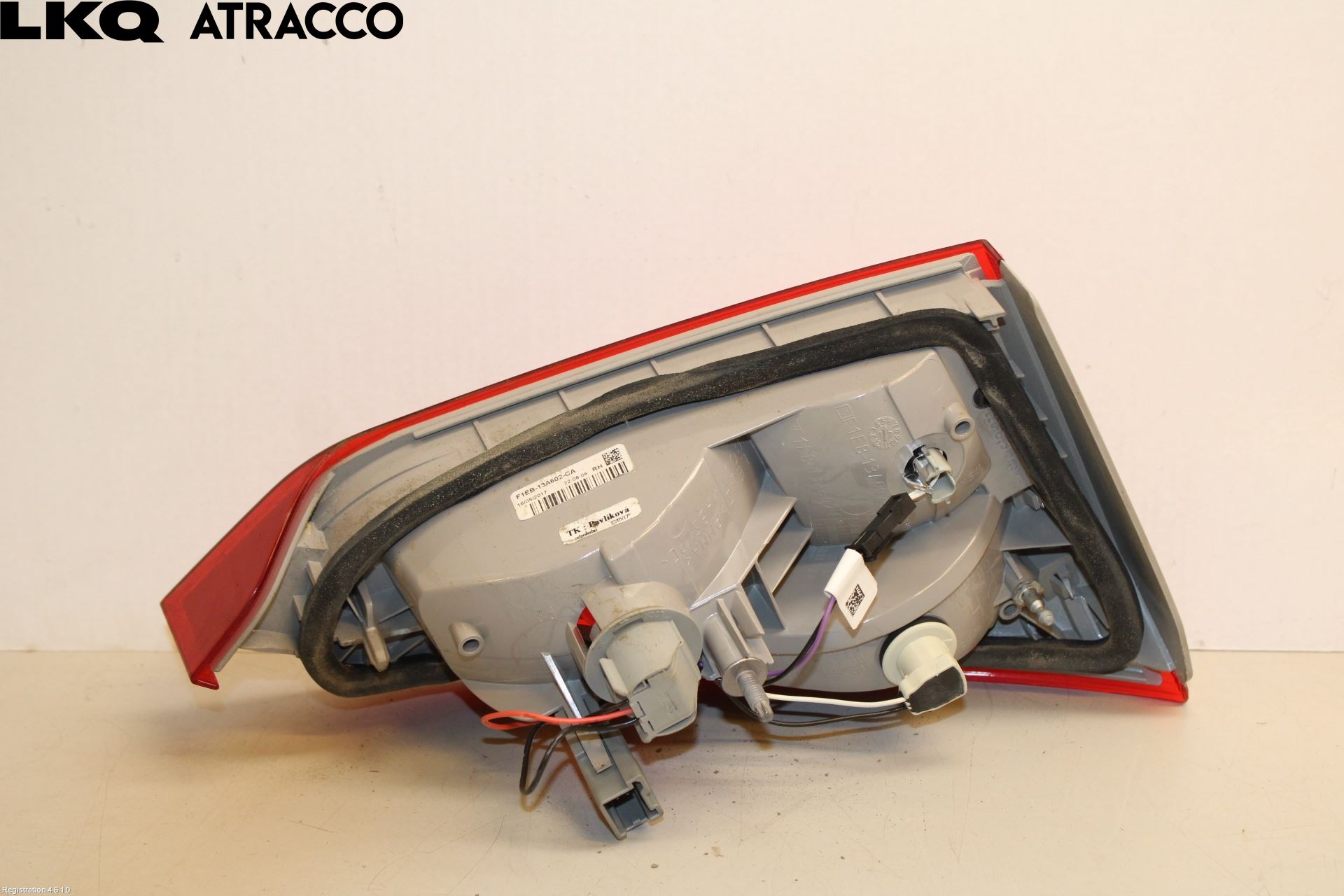 Ford FOCUS 15-18 Baklykt Høyre  På Luke(Indre)