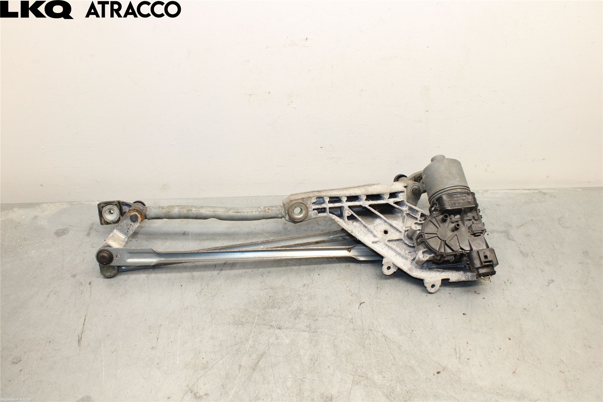 Ford FIESTA 09-12 Frontlykt Viskermotor