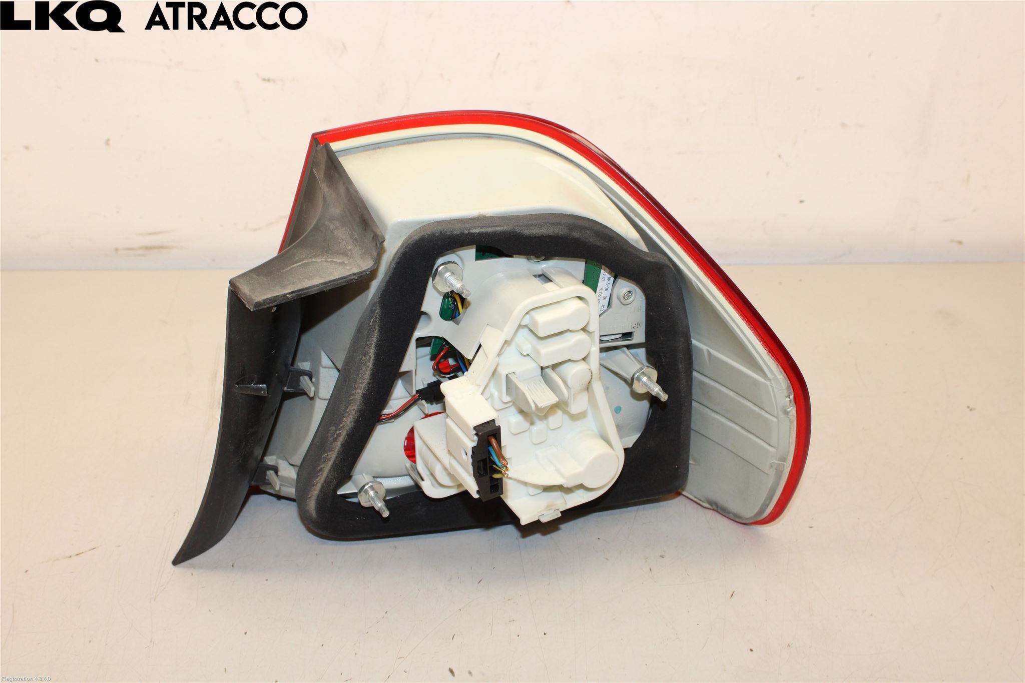 BMW 3 E90/91 SED/TOU 05-12 Baklykt Venstre