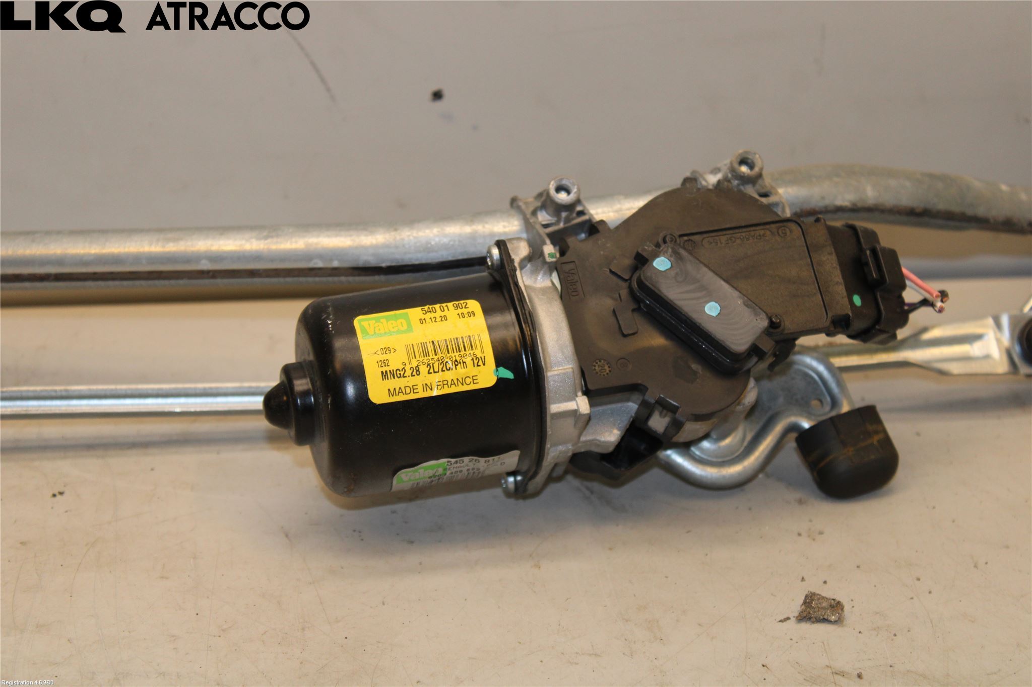 Nissan NV250 20-22 Viskermotor Frontrute