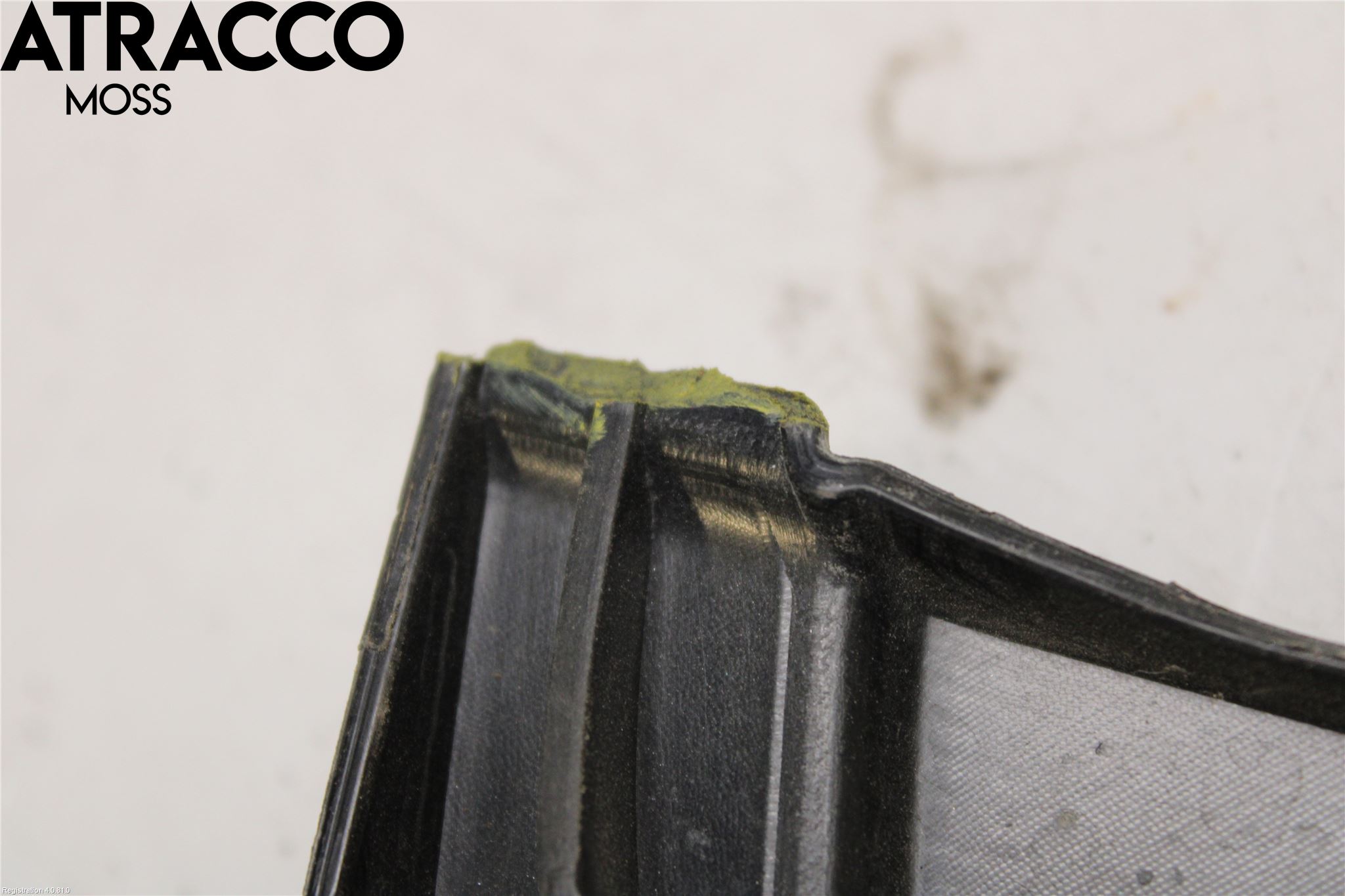 BMW 5 E60/61 Sed/Tou 02-10 Radiator Feste - Ramme - Bjelk