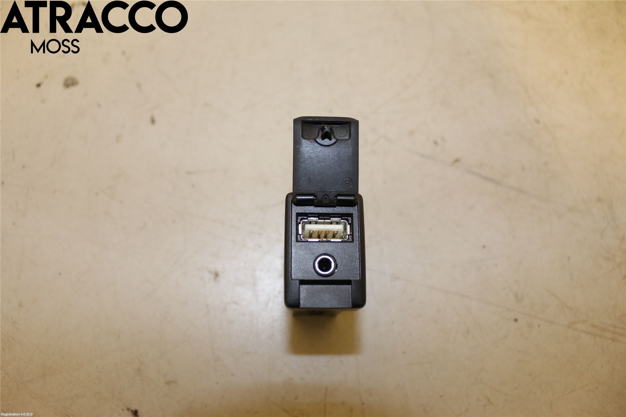 Toyota RAV4 13-18 Usb Connection