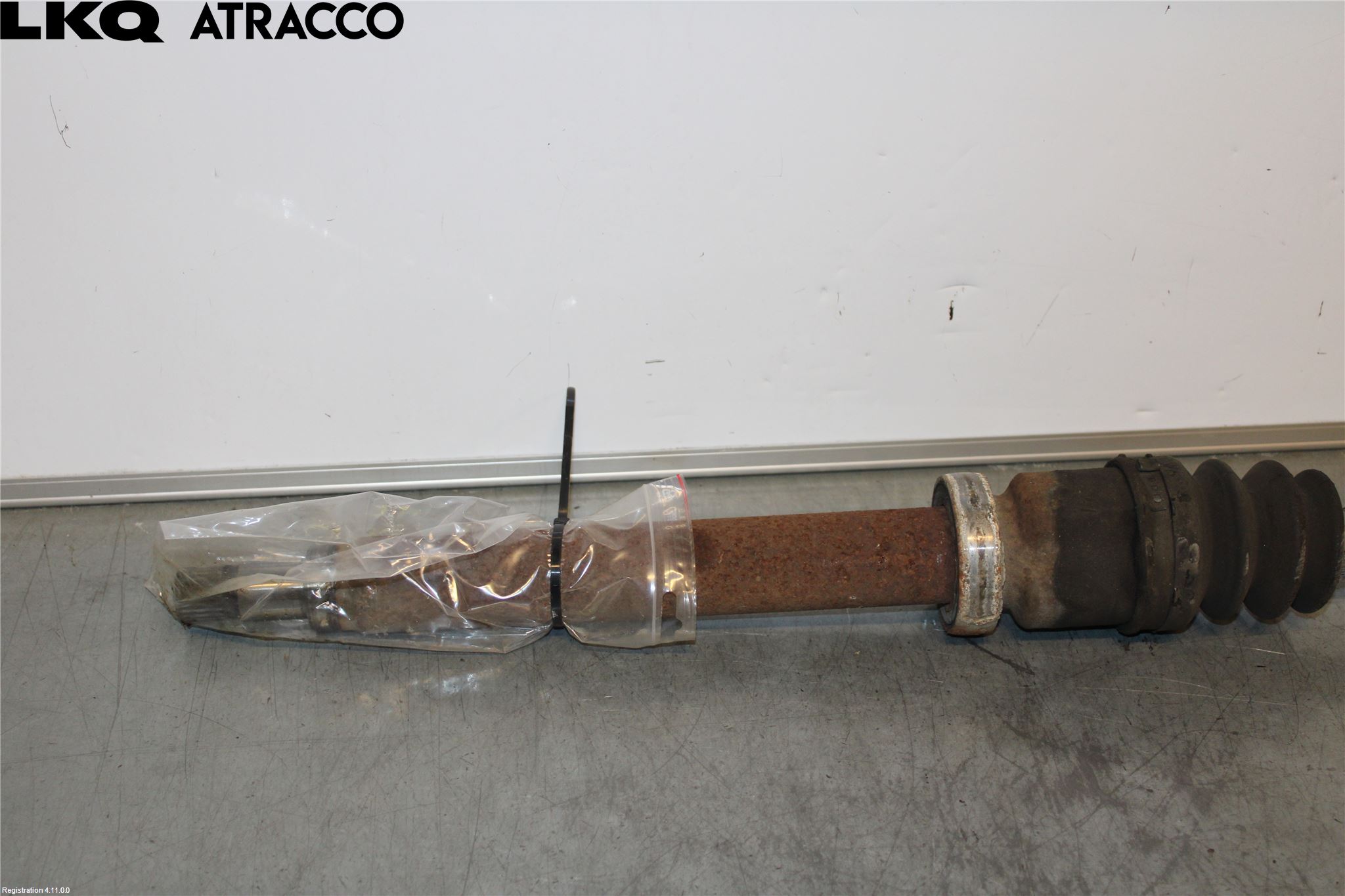 Ford FIESTA 09-12 Drivaksel Foran Kompl Høyre