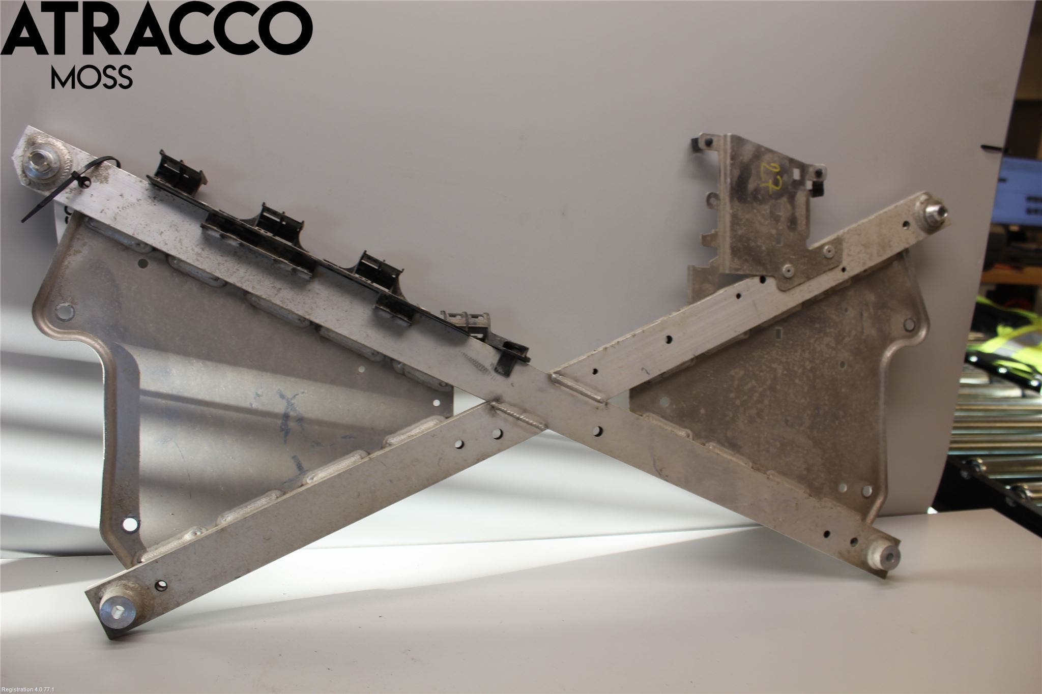 BMW i3 I01 13-22 Bakramme - Festebjelke