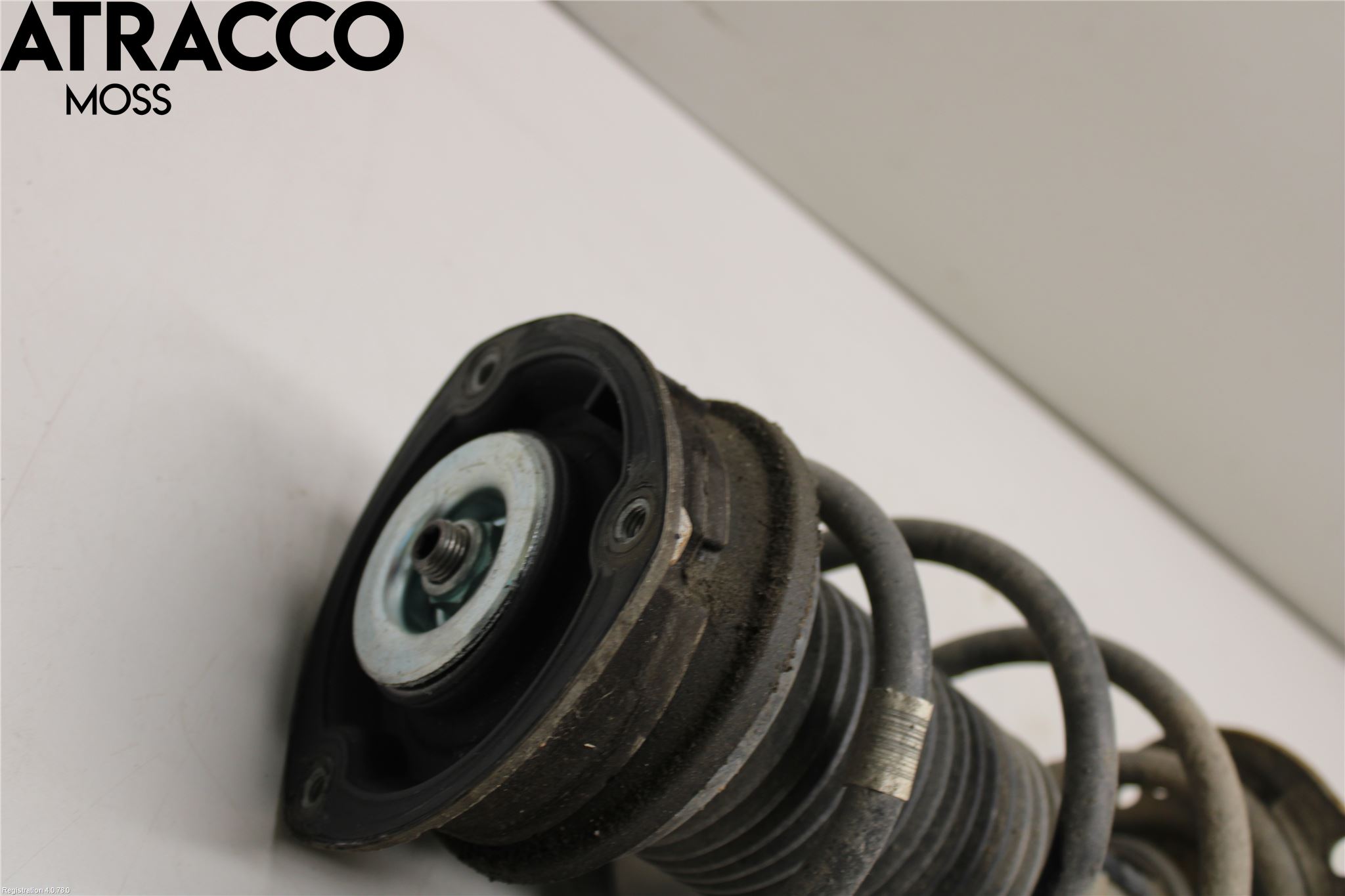 Volkswagen VW PASSAT 15-19 Fjærbein Foran Venstre