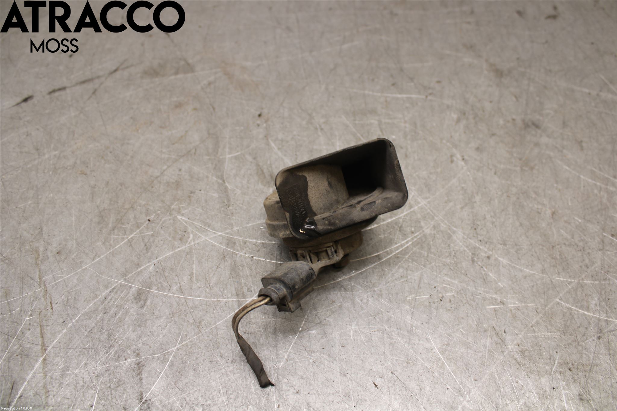 Volkswagen VW PASSAT 11-14 Signalhorn