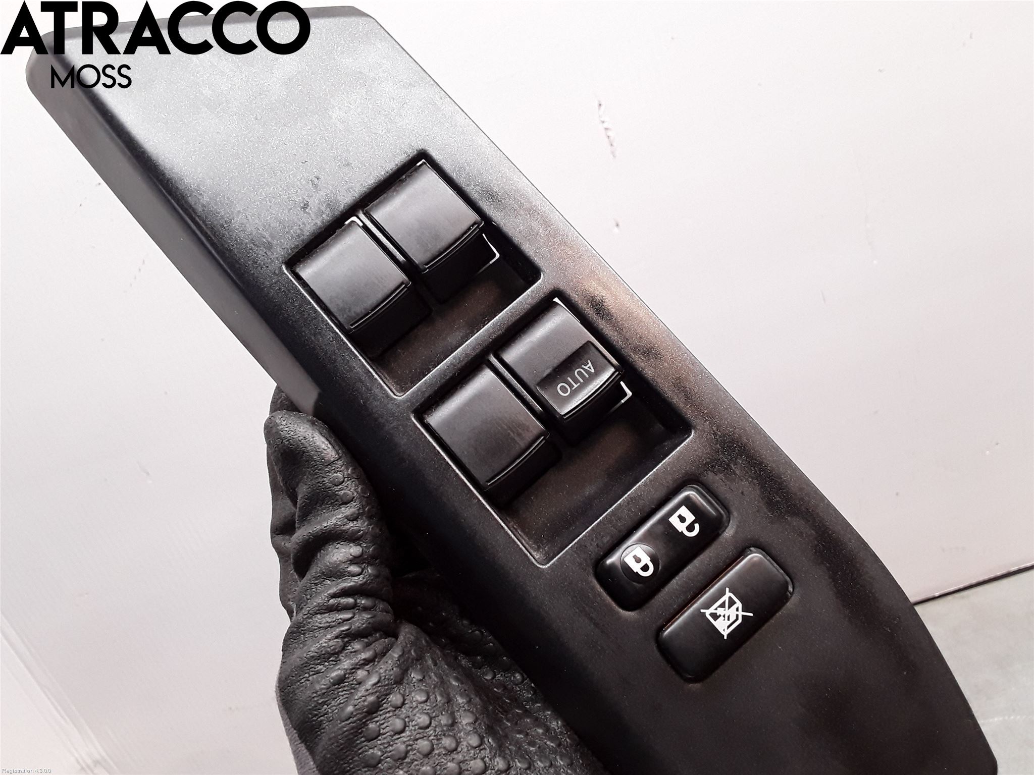 Toyota RAV4 13-18 Bryter Vindusheis