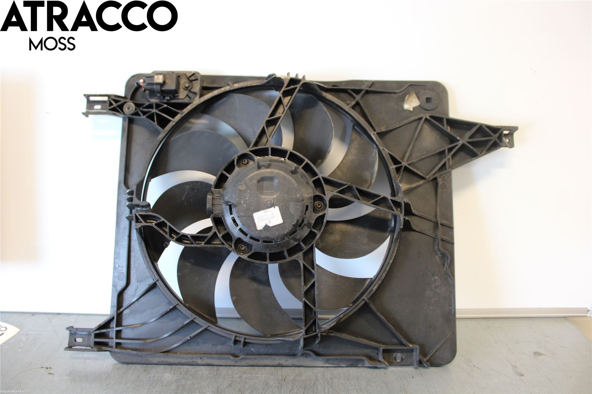 Nissan QASHQAI+2  10-14 Kjølevifte Elektrisk