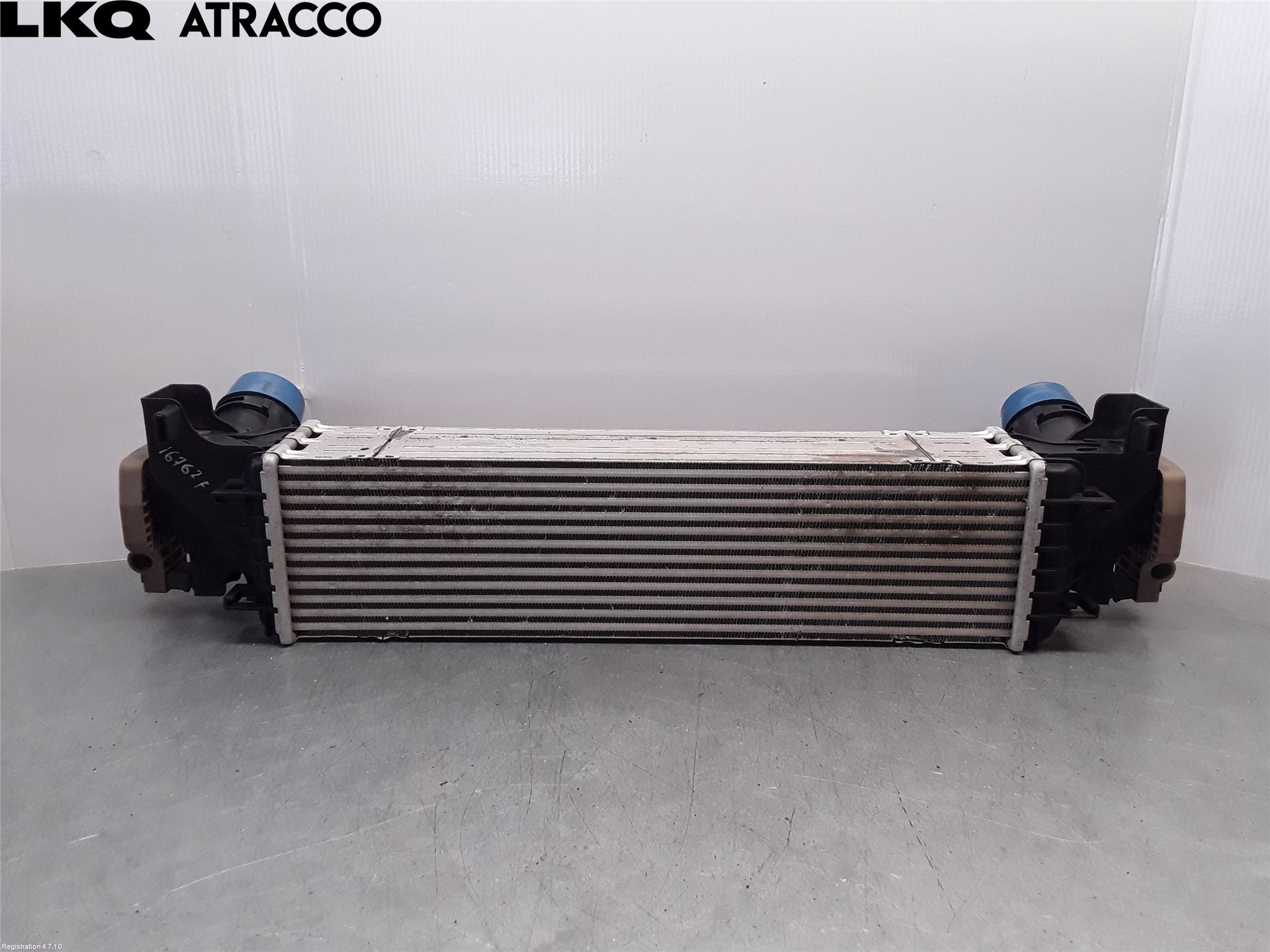 BMW 5 G30/G31/F90 17-23 Intercooler Radiator
